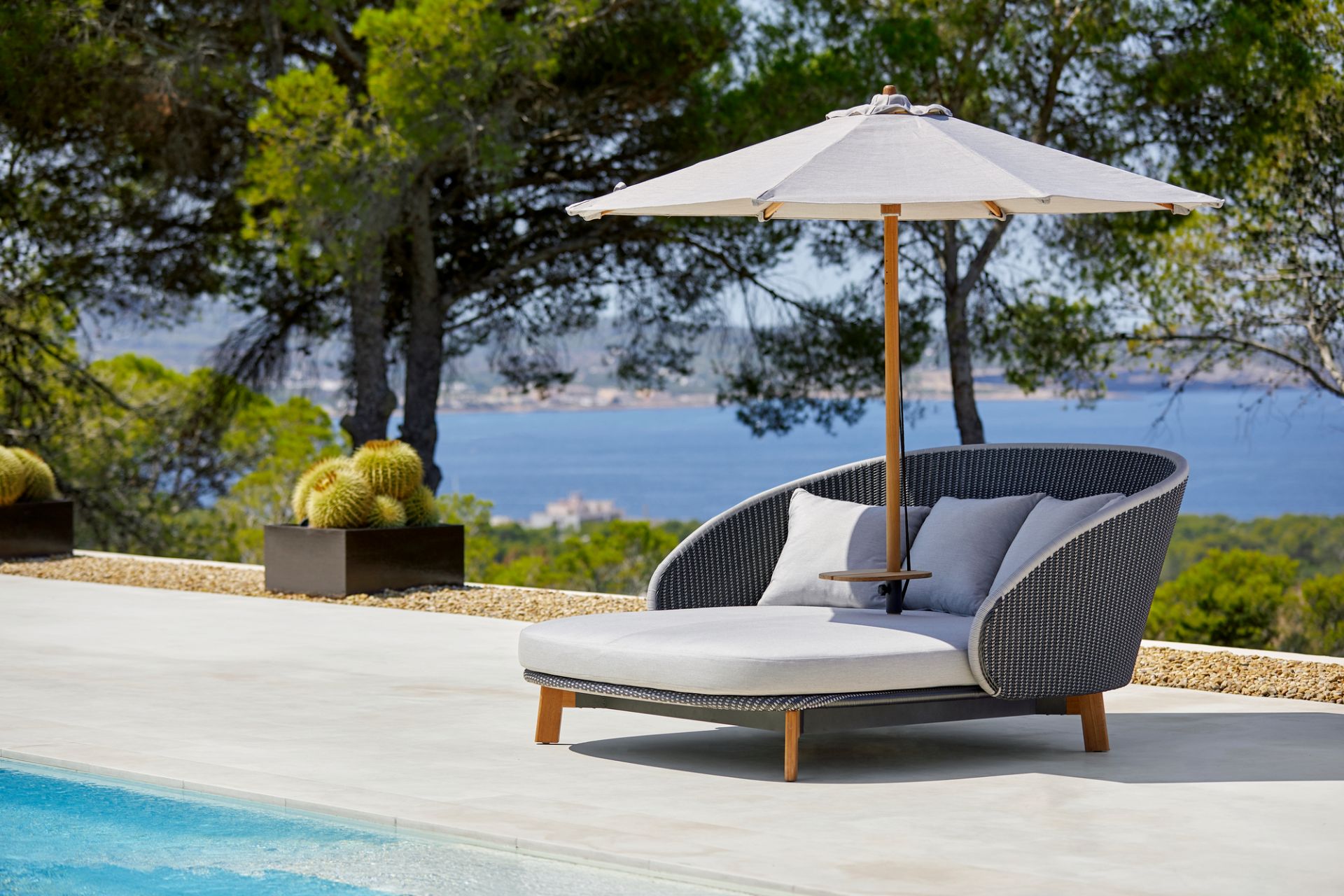Peacock Outdoor Canapé avec Table und Coussins Cane-Line