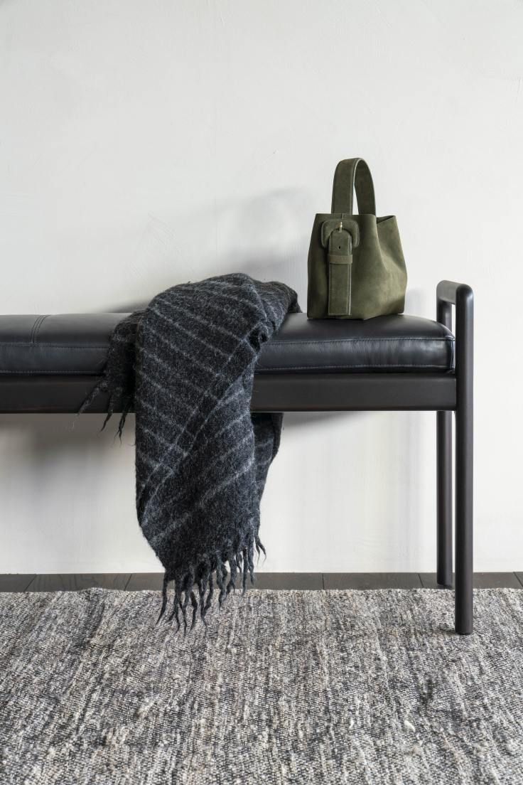 Jack Bench Banc avec assise rembourrée cuir noir Ethnicraft