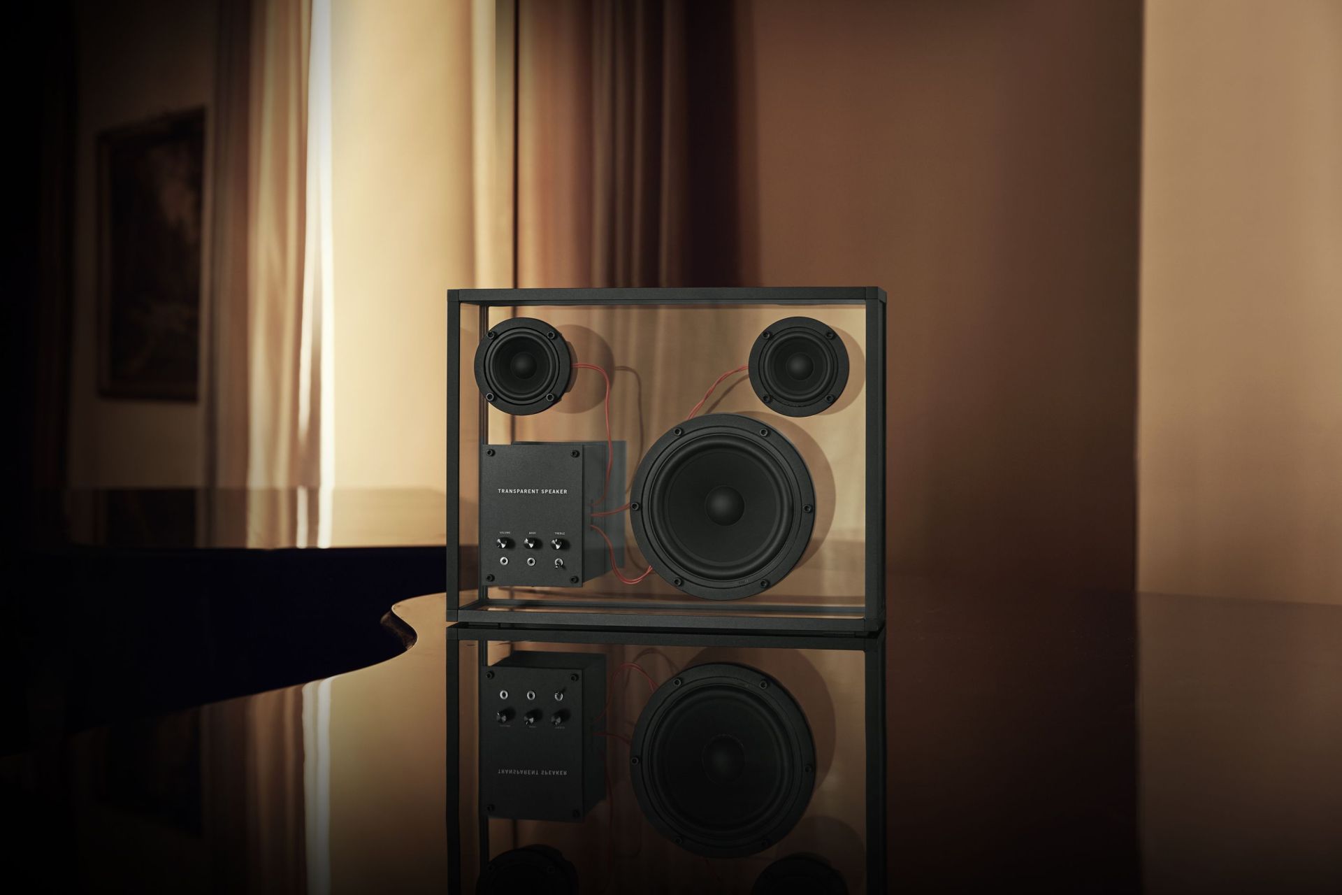 Haut-parleur transparent Transparent