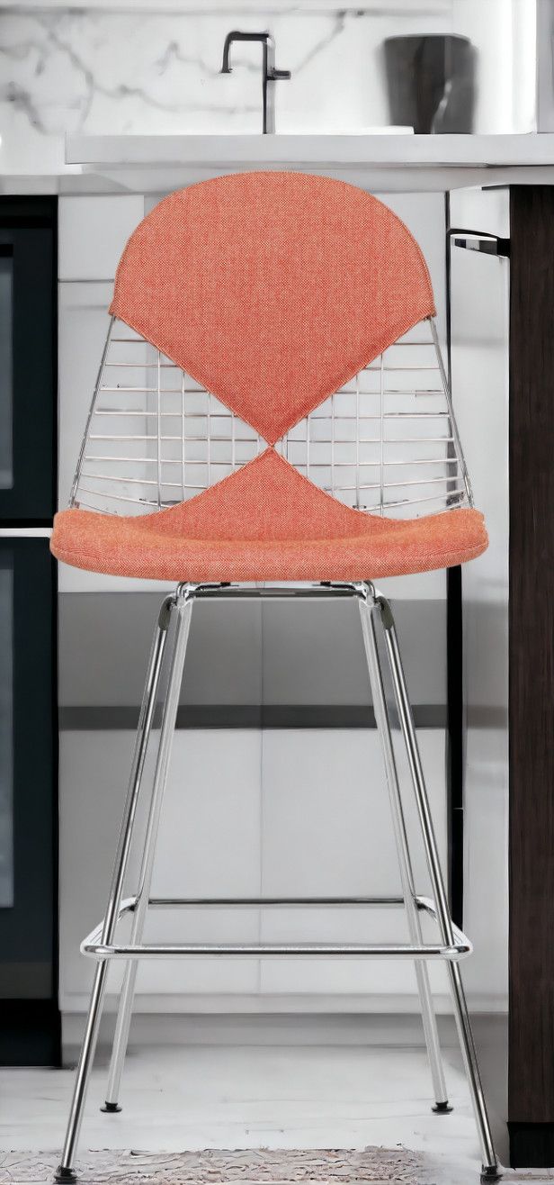 Eames Wire Bar Stool Tabouret de bar moyen avec assise et dossier rembourrés Vitra  
