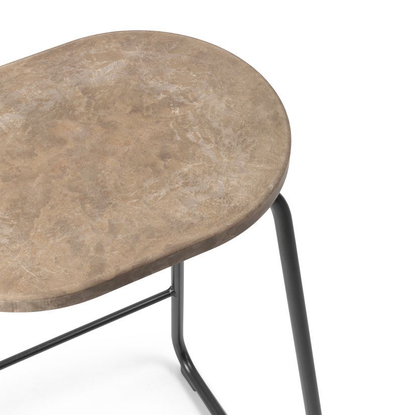  Earth Stool Tabouret de bar Mater