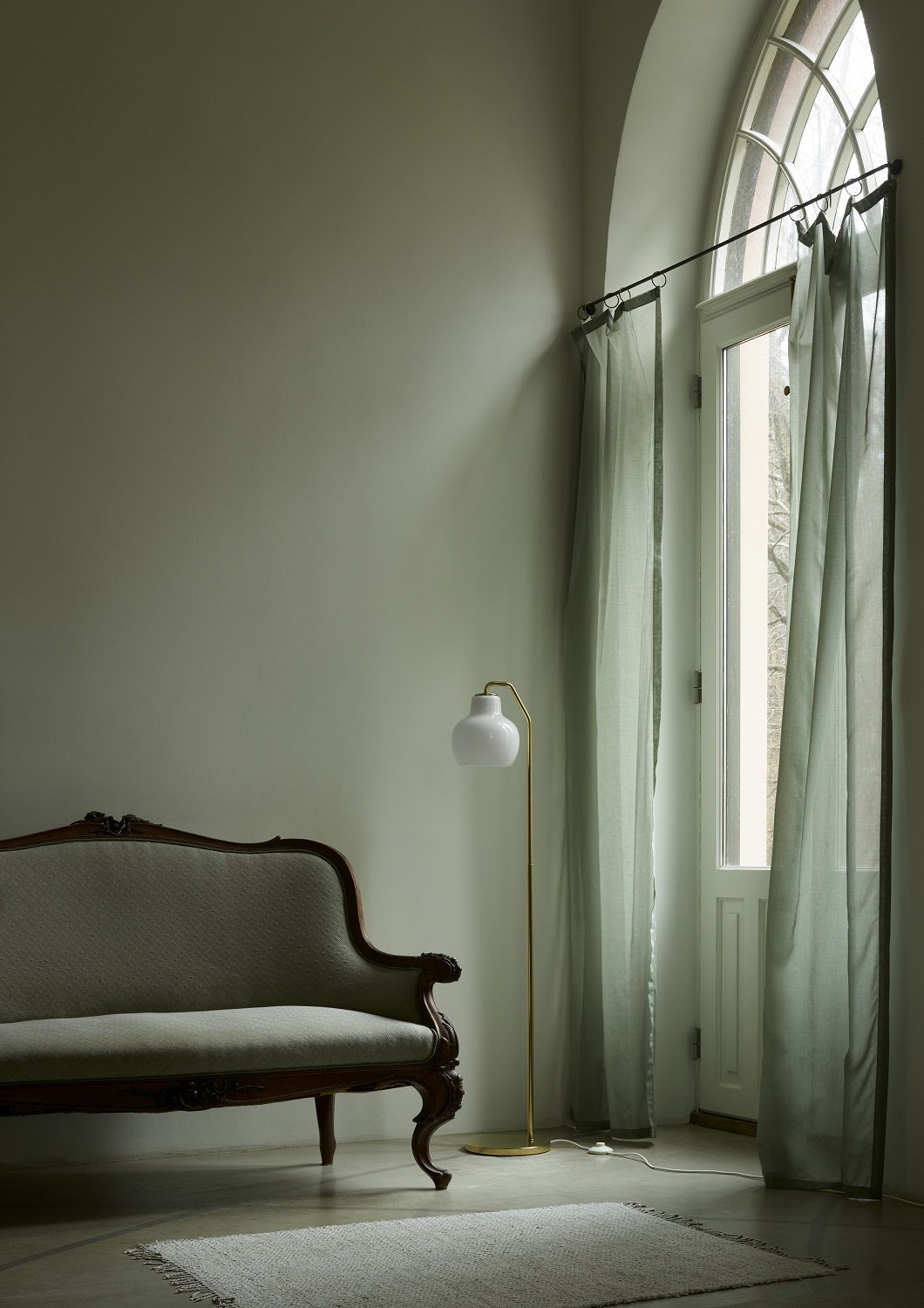 VL Ring Crown Floor lamp Lampadaire Louis Poulsen 