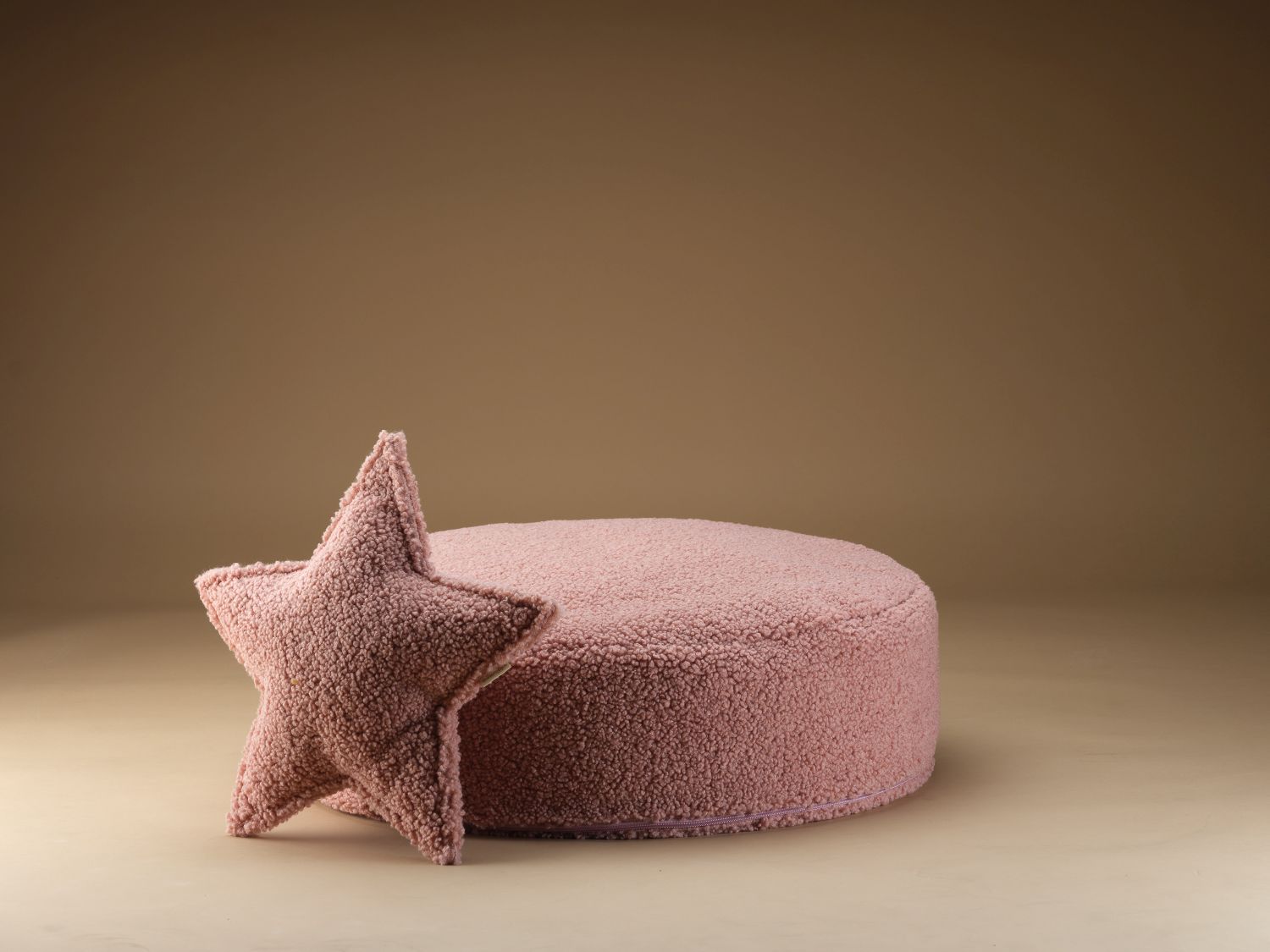 Coussin étoile pour enfants Wigiwama Goyave