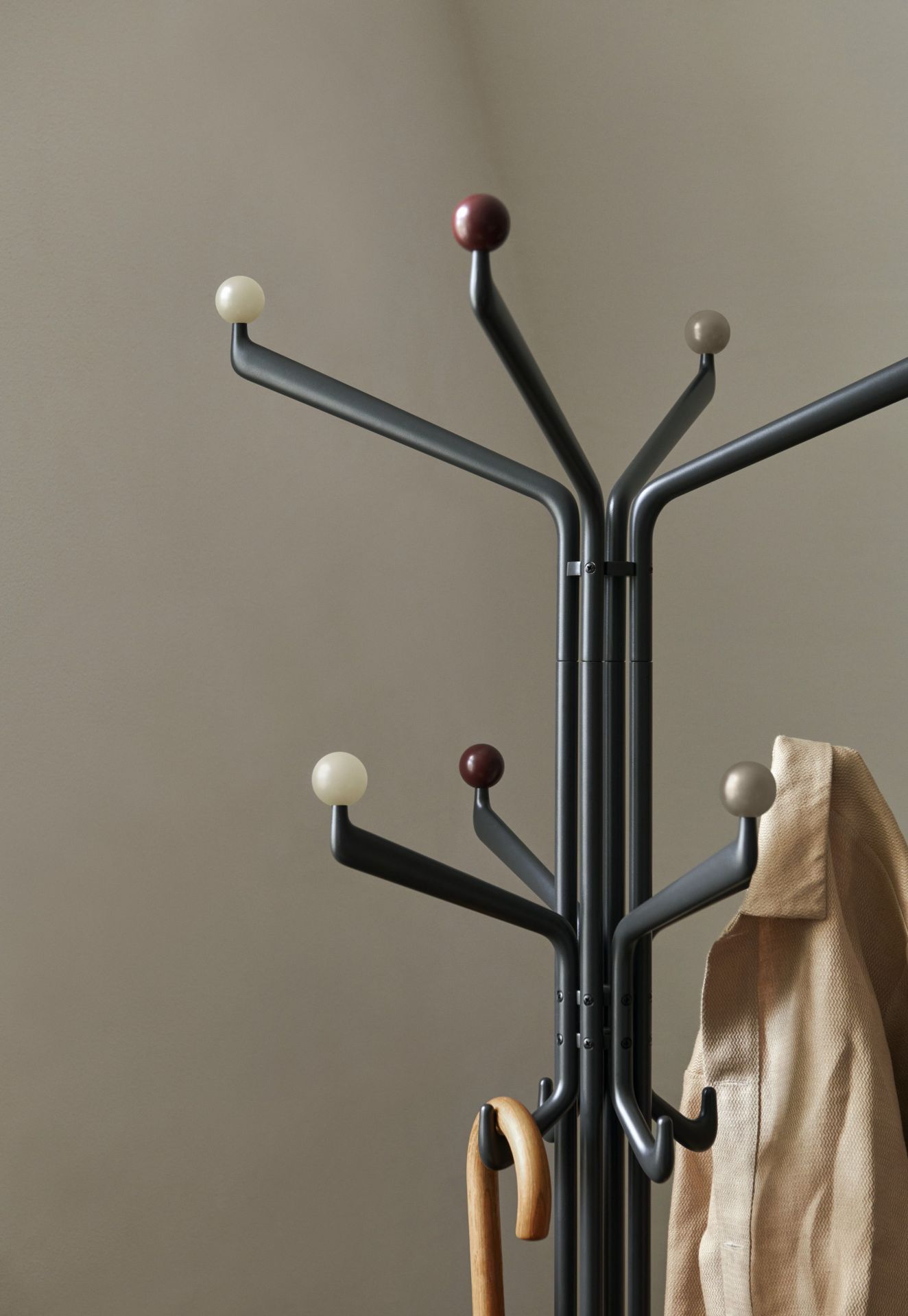 Capture SC77 Porte-manteau AndTradition