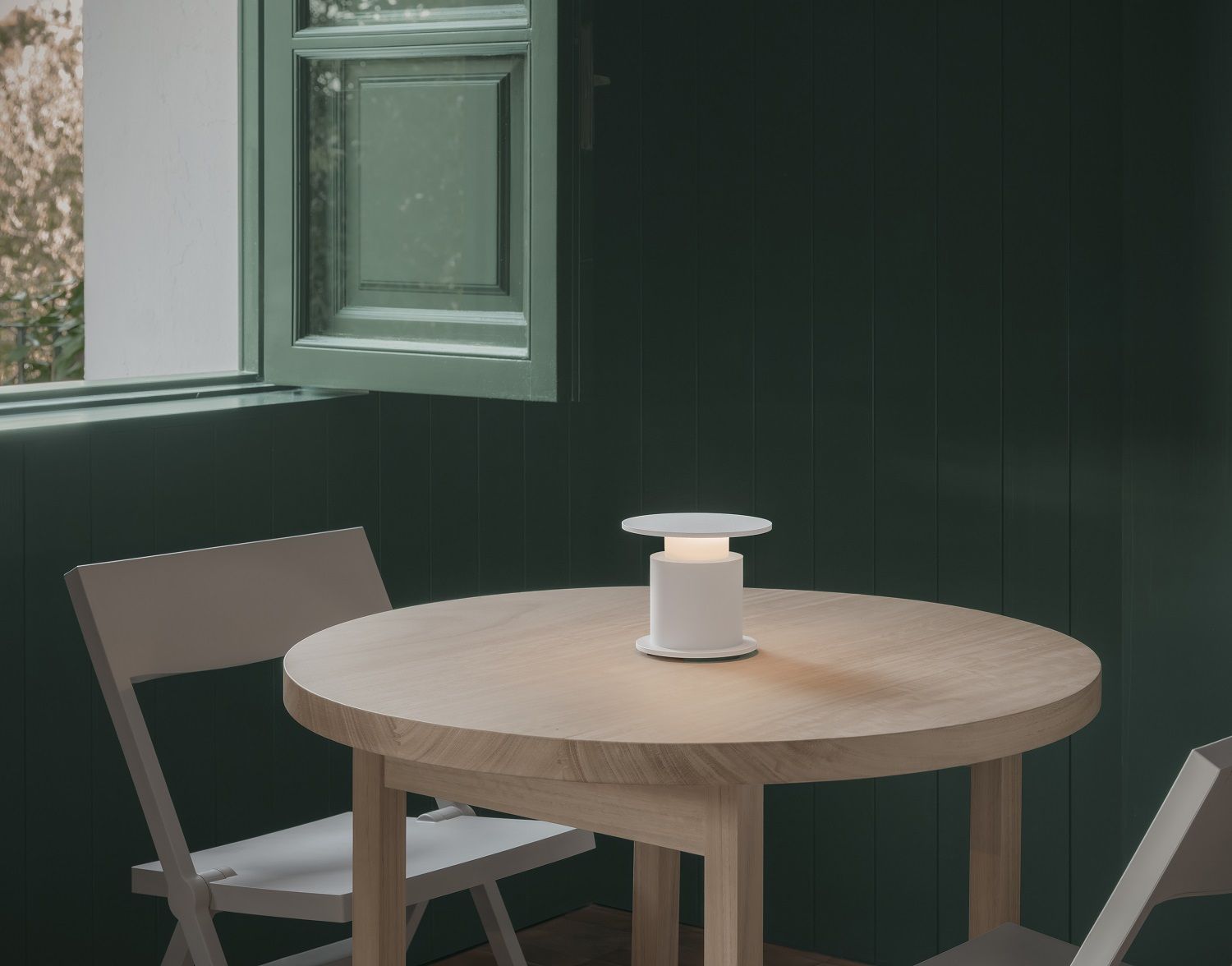 w241 Faro lampe de table / lampe à batterie wästberg