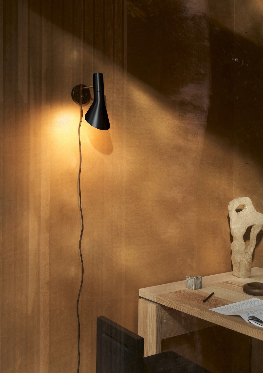 AJ Wall lamp Applique murale laiton Louis Poulsen 