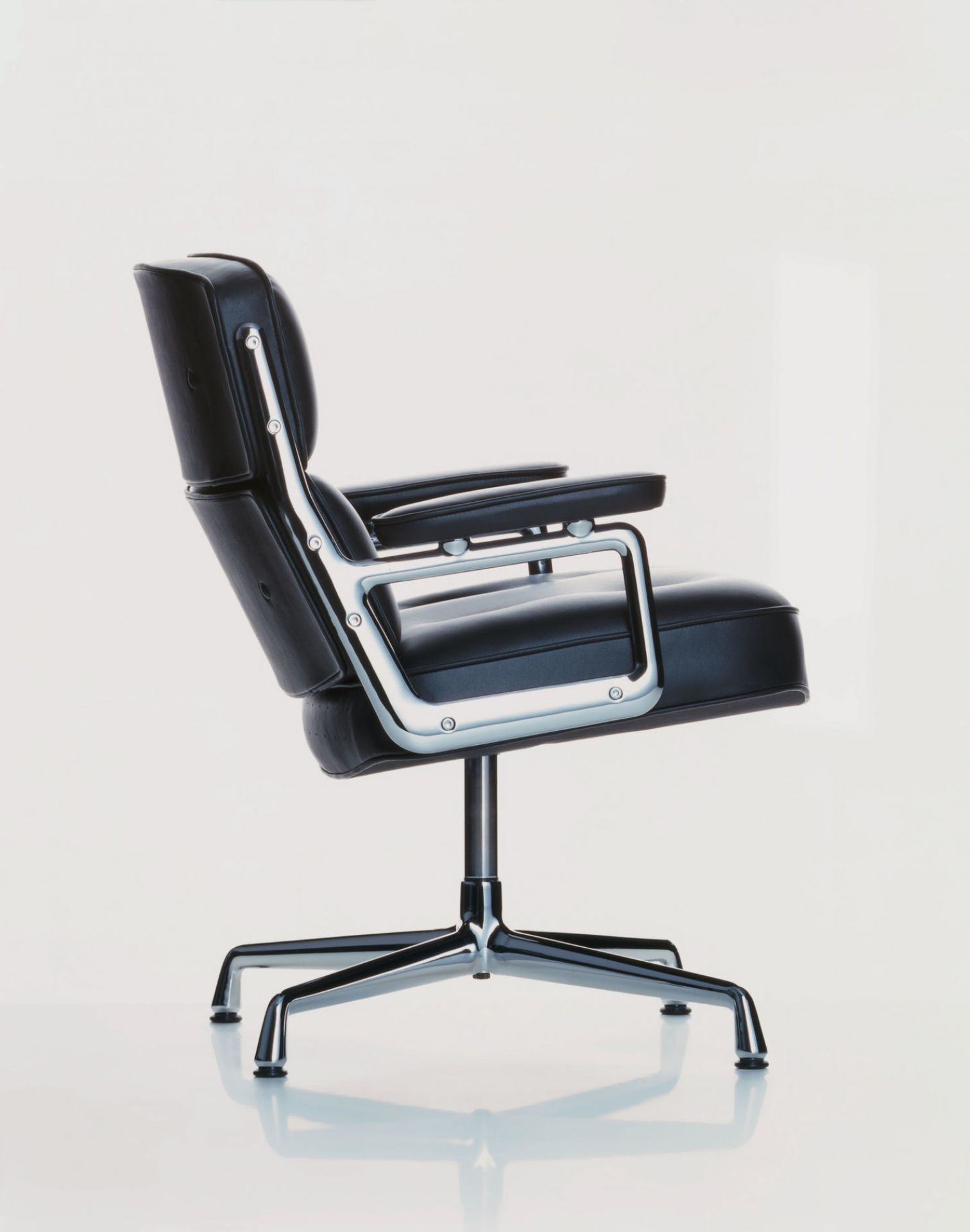 Lobby Chair ES108 / ES 108 Chaise Vitra