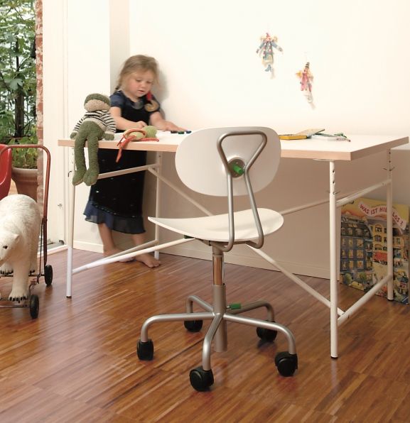 Turtle les enfants chaise pivotante Richard Lampert