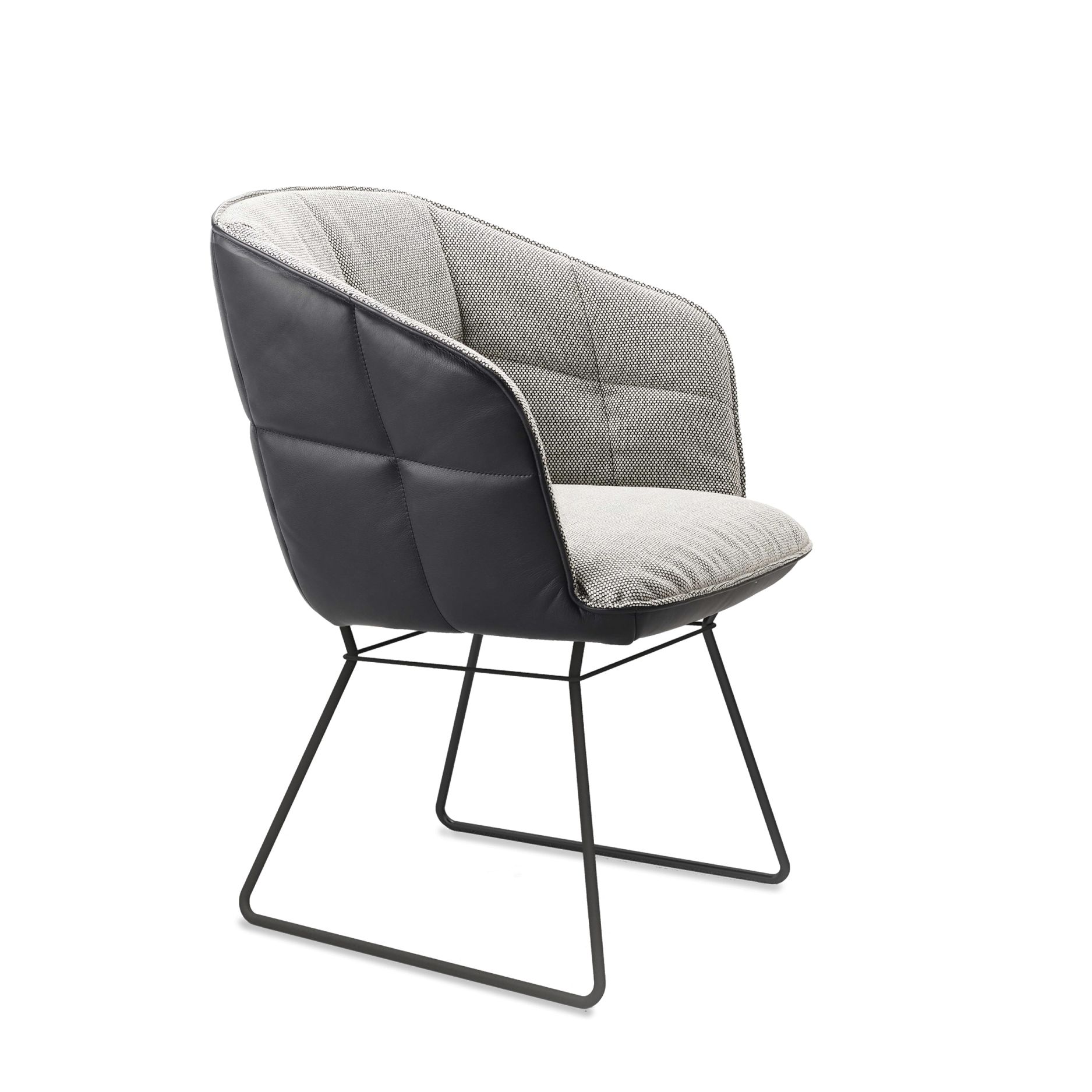 Marla chaise à accoudoirs hauts Freifrau Manufaktur 
