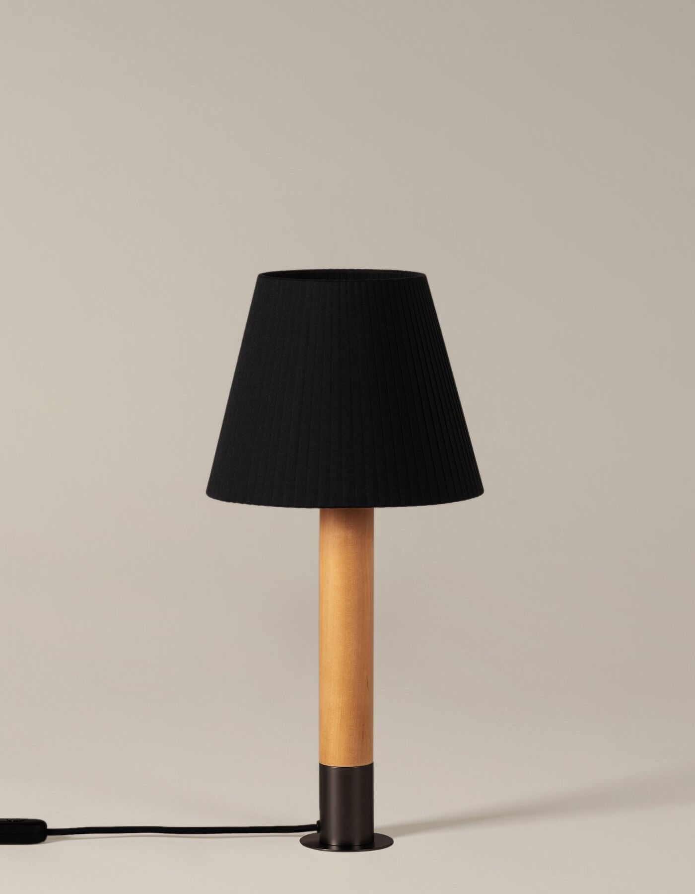 Basica lampe de table Santa & Cole