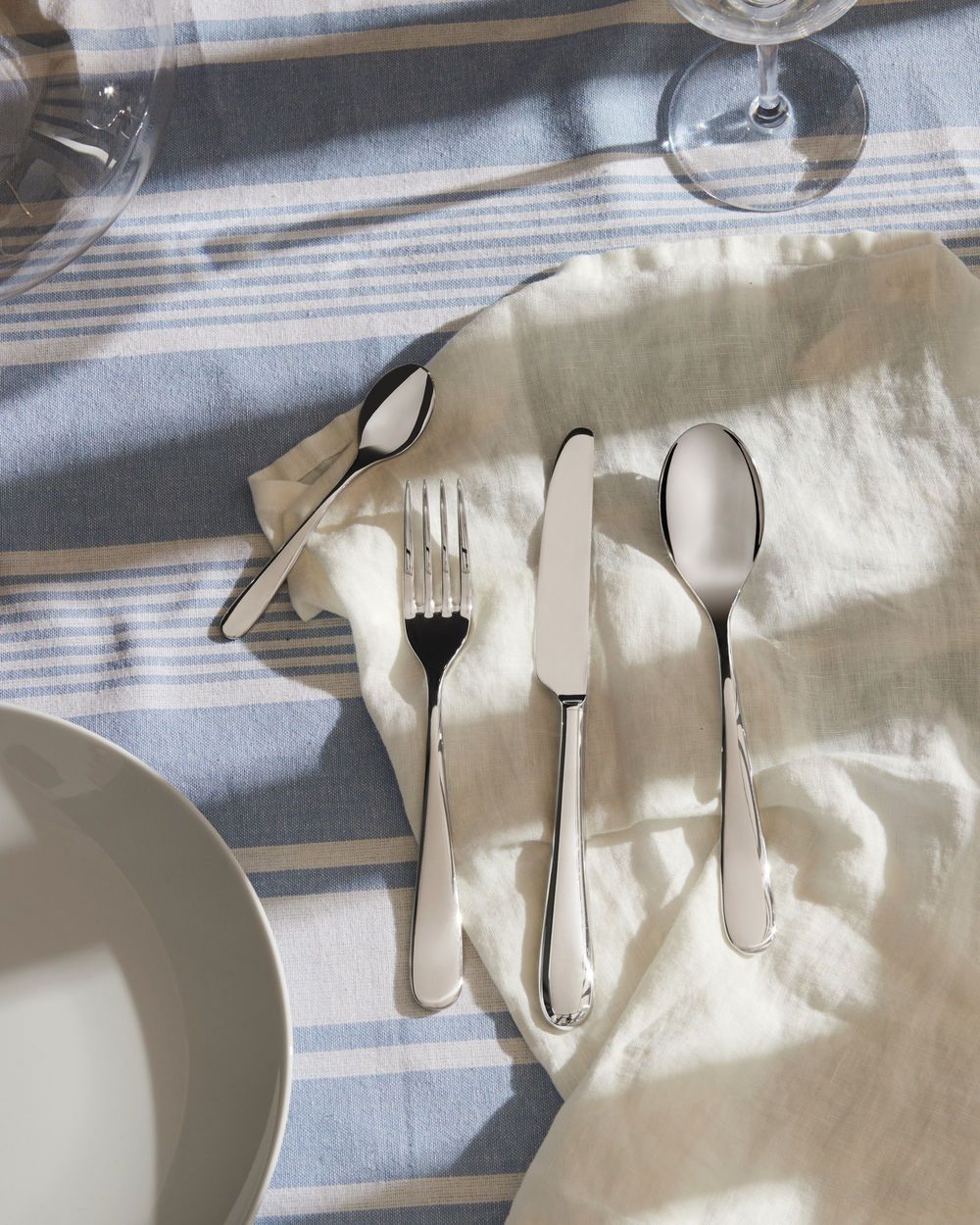 Nuovo Milano ménagère 30 pièces Alessi 5180S30
