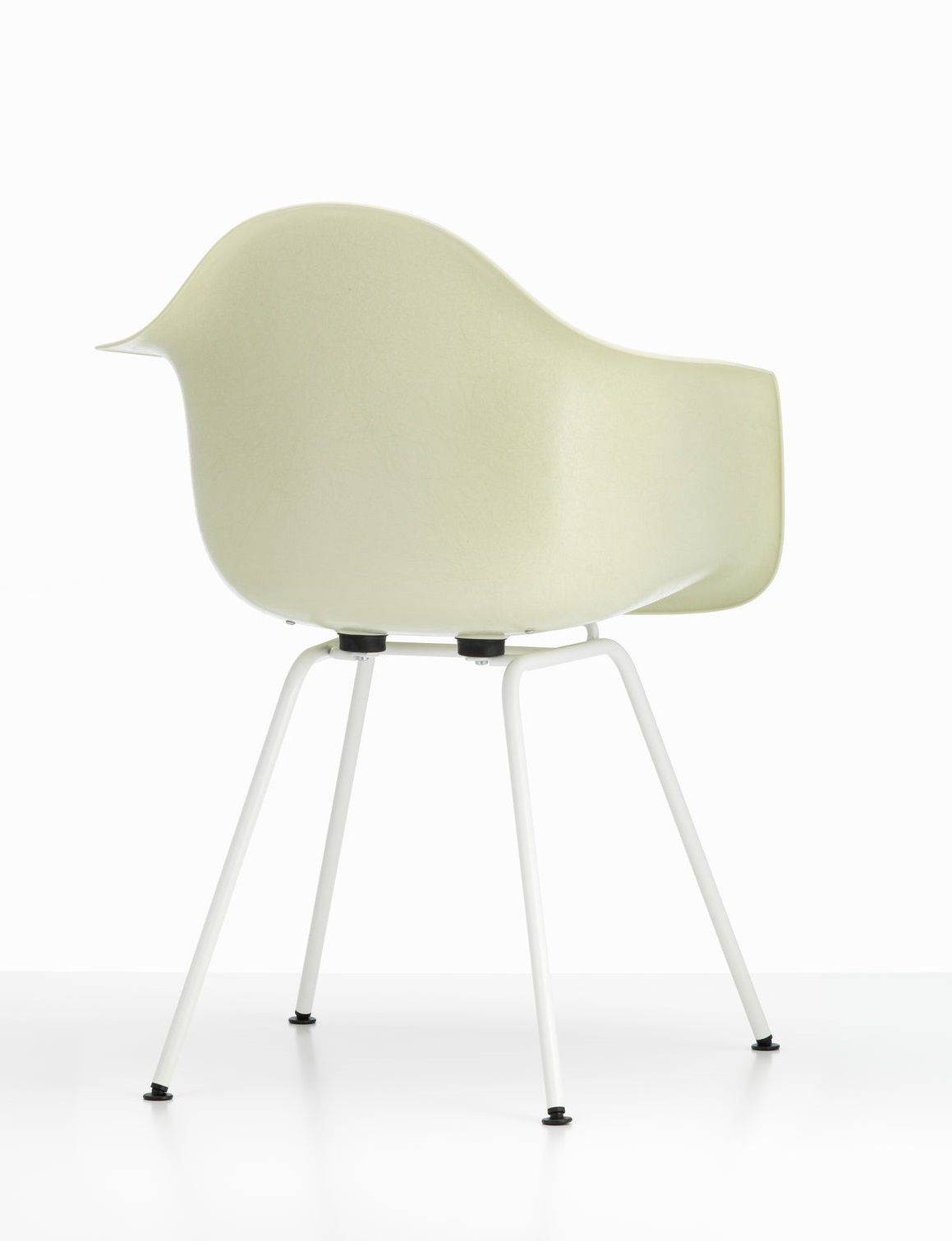 Eames Plastic Arm Chair DAX avec coussin d'assise Vitra