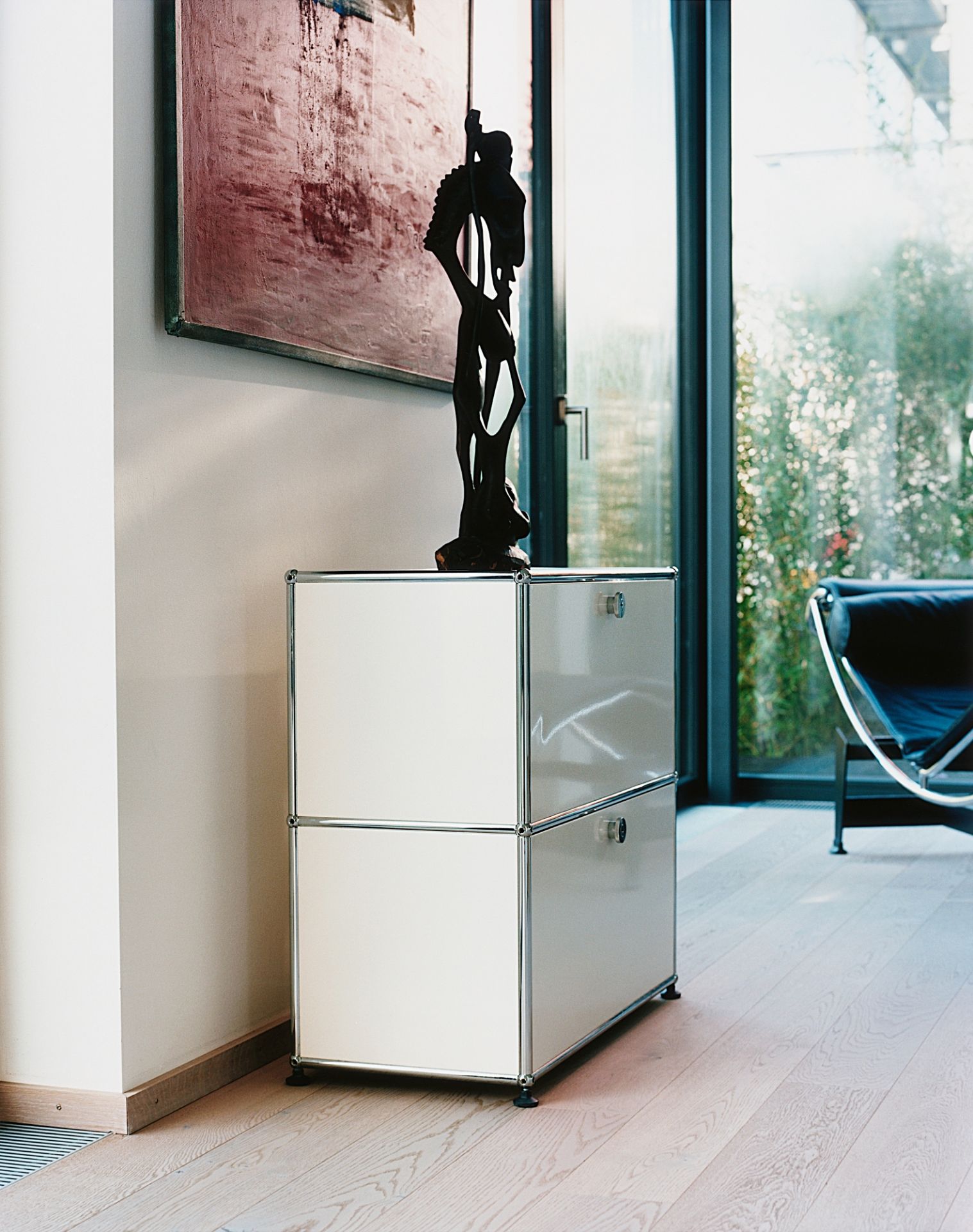 USM Haller Sideboard klein – QUICK SHIP-enzianblau