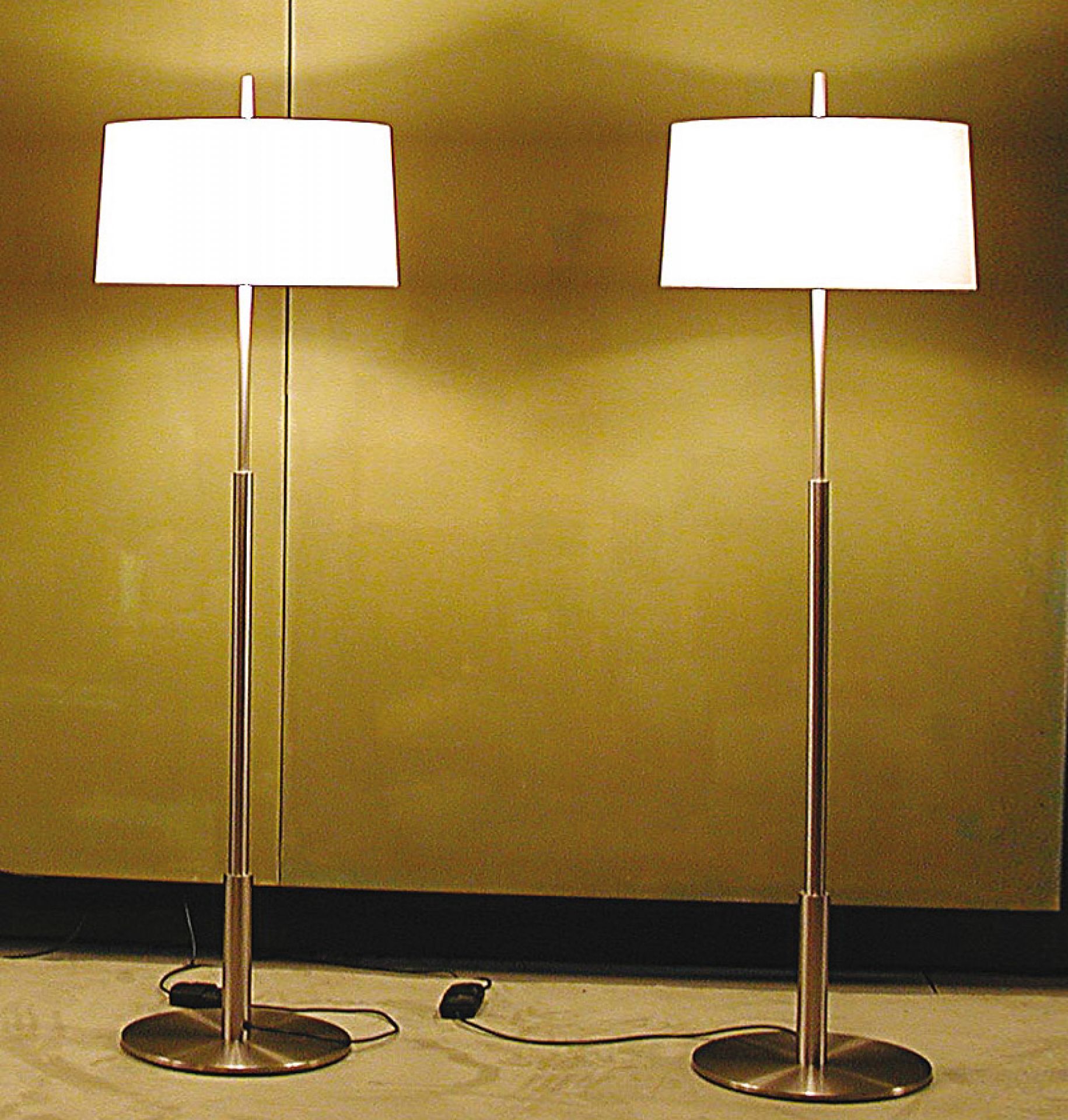 Diana Mayor lampadaire Santa & Cole