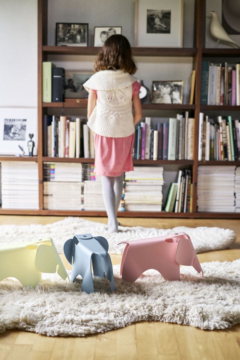 Eames Elephant Small petit RE Vitra 