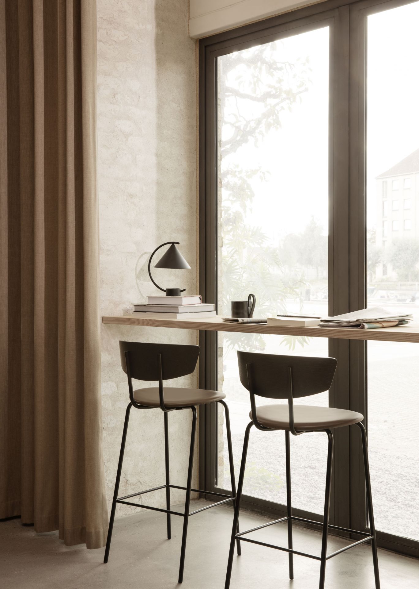 Herman Chaise de bar noir Ferm Living