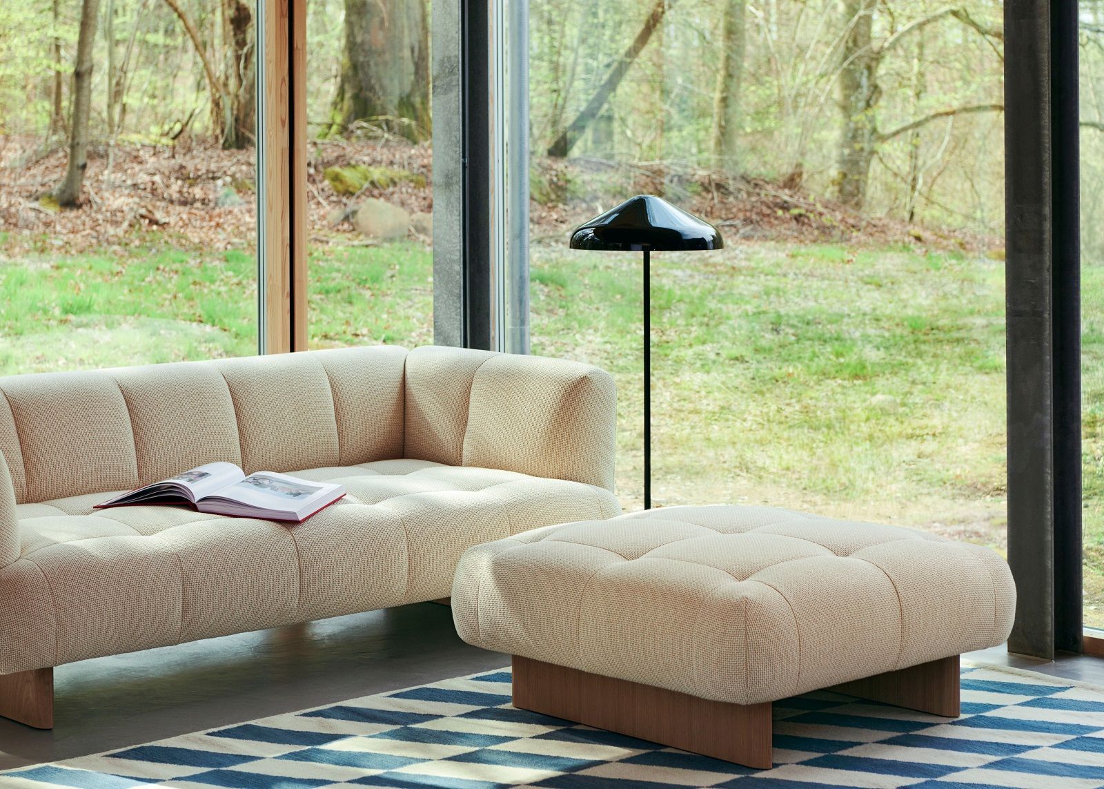 Quilton Lift Ottoman Tabouret Hay