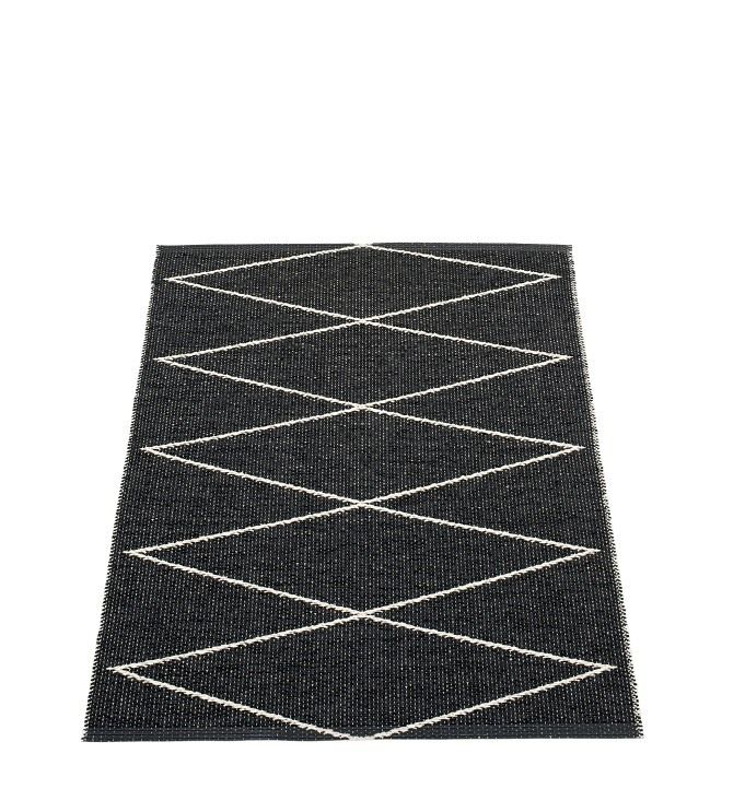 Max Tapis en plastique 70x100 cm Pappelina Noir