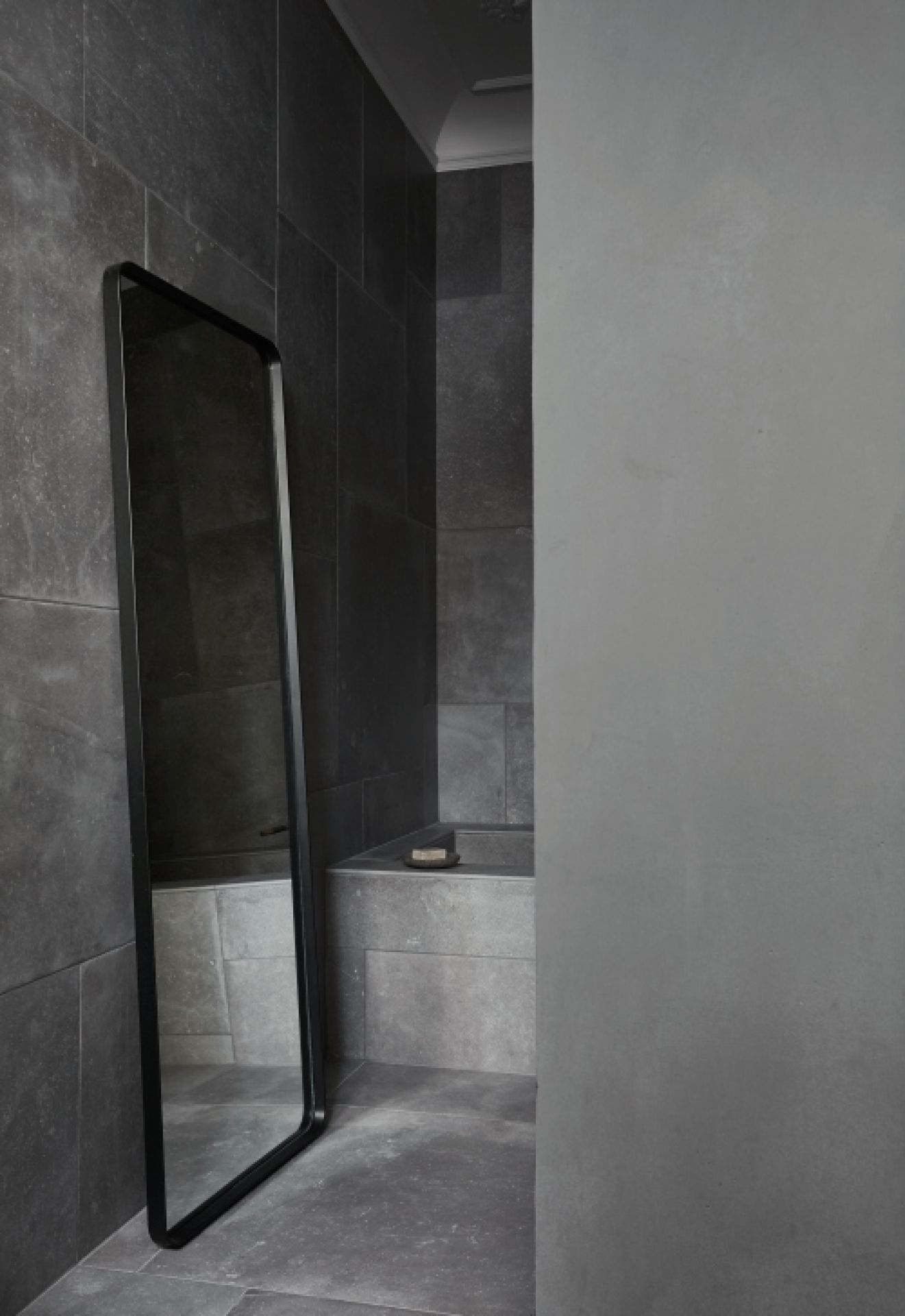 Norm Wall Mirror Rectanglar Wall mirror Audo