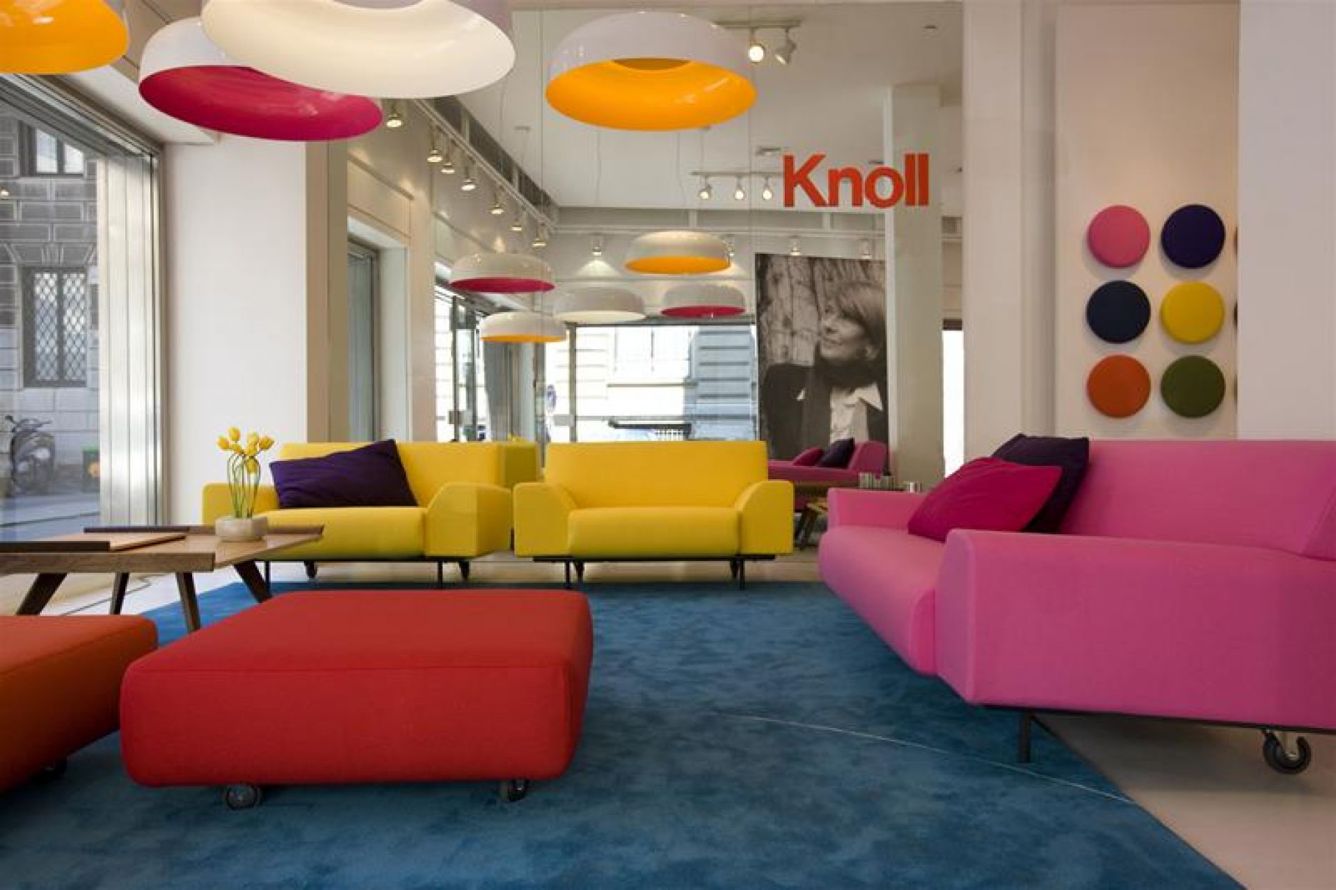 Splay-Leg Table Knoll International 