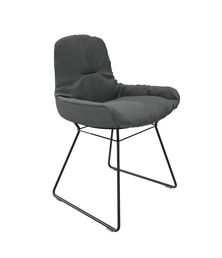 Leya Stuhl mit niedriger Armlehne in Sahara Leder auf schwarzem Drahtgestell.