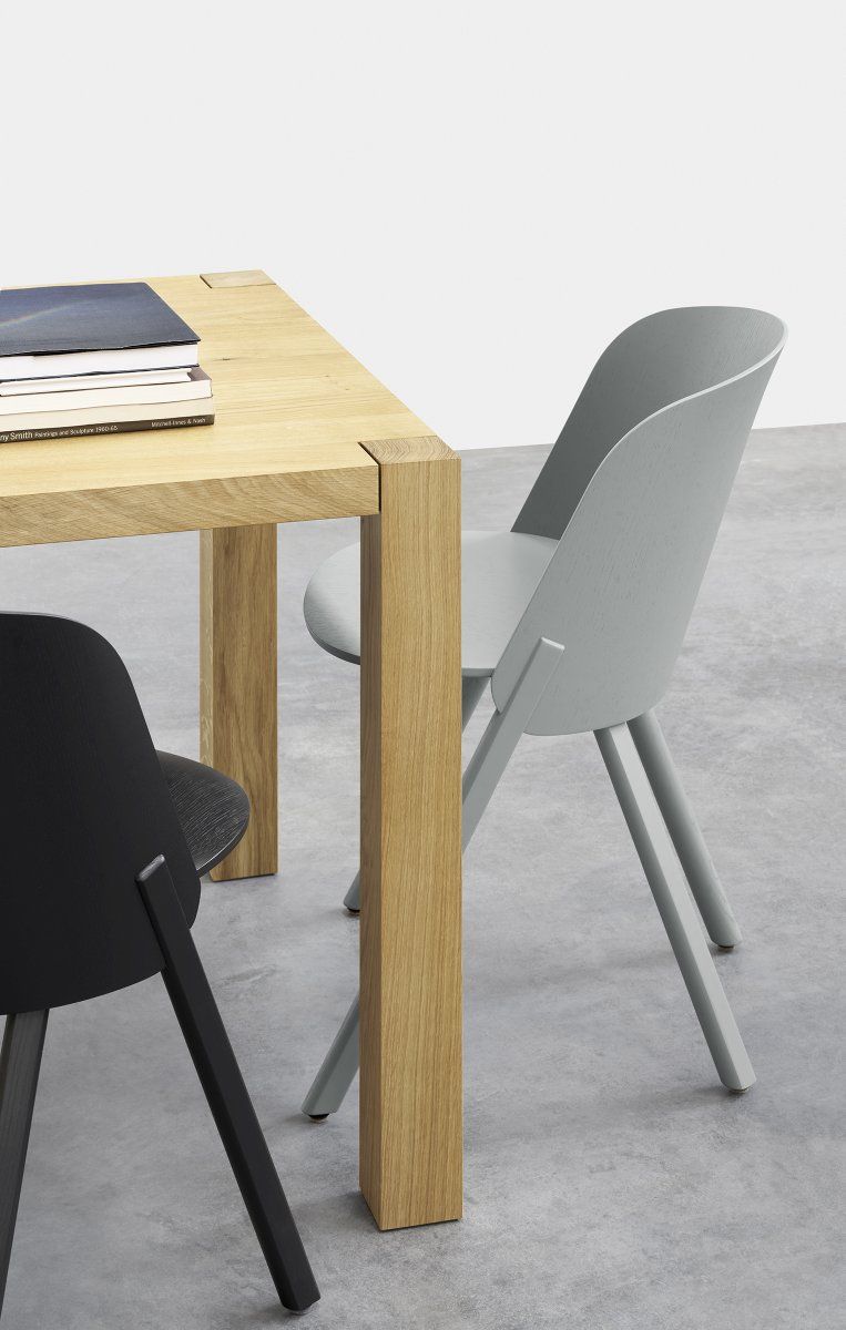 TA22 Holborn table e15
