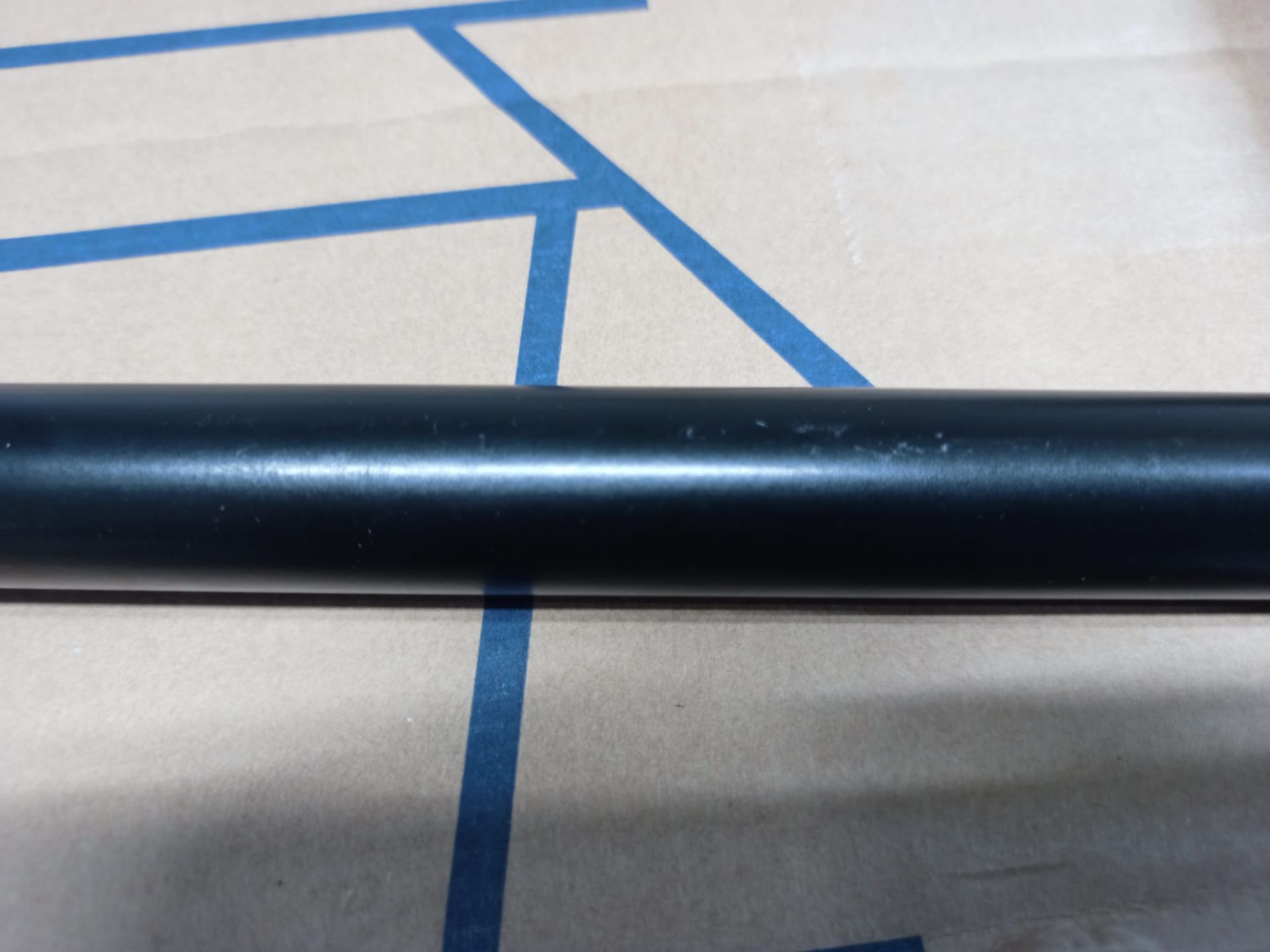 Cadre de table Eiermann 3, couleur NOIR, 58 x 29 cm, Richard Lampert OBJECTS IMPARFAITS