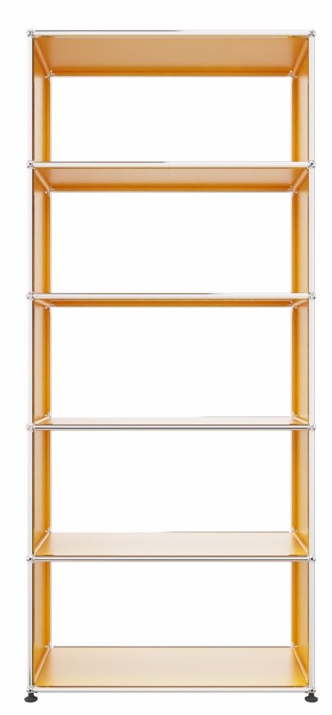 Goldgelbes USM Haller Regal mit fünf Fächern und verchromten Stahlrohr-Verbindungen für modernes Wohnen.