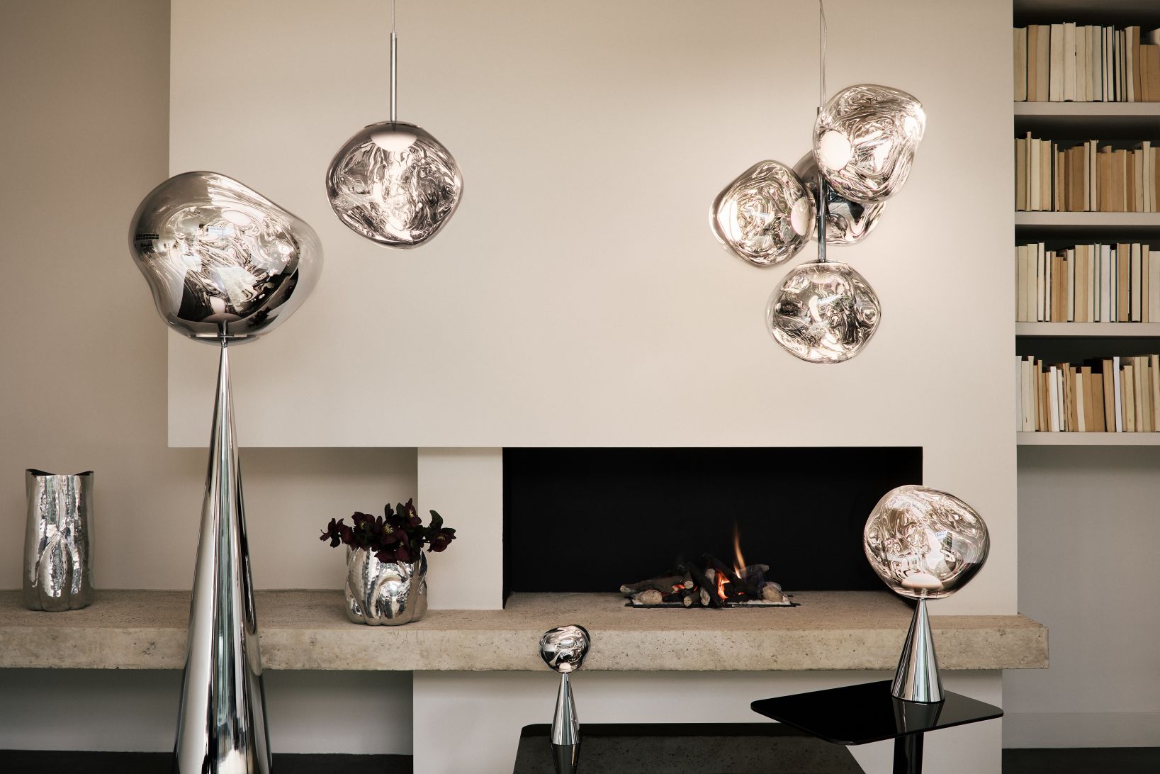 Melt Cone Fat Lampe de table argent - opale Tom Dixon