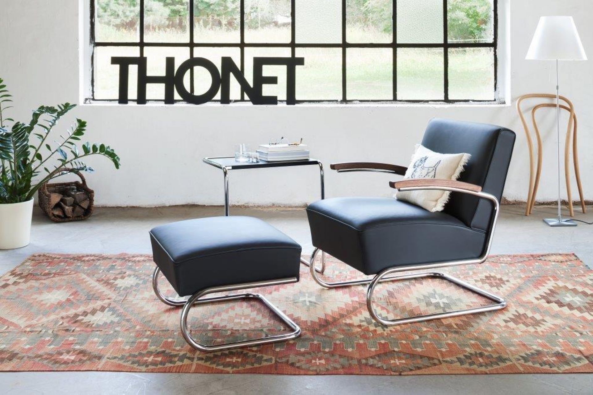 S 411 / 412 fauteuil cantilever Thonet QUICK SHIP