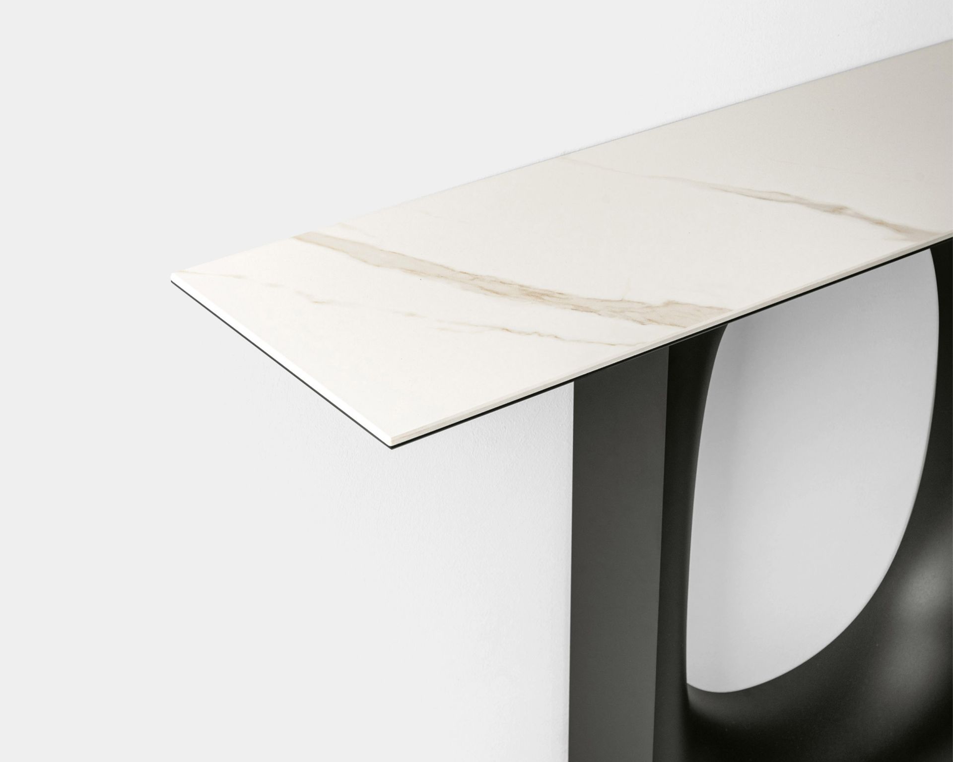 Holo Console Kristalia