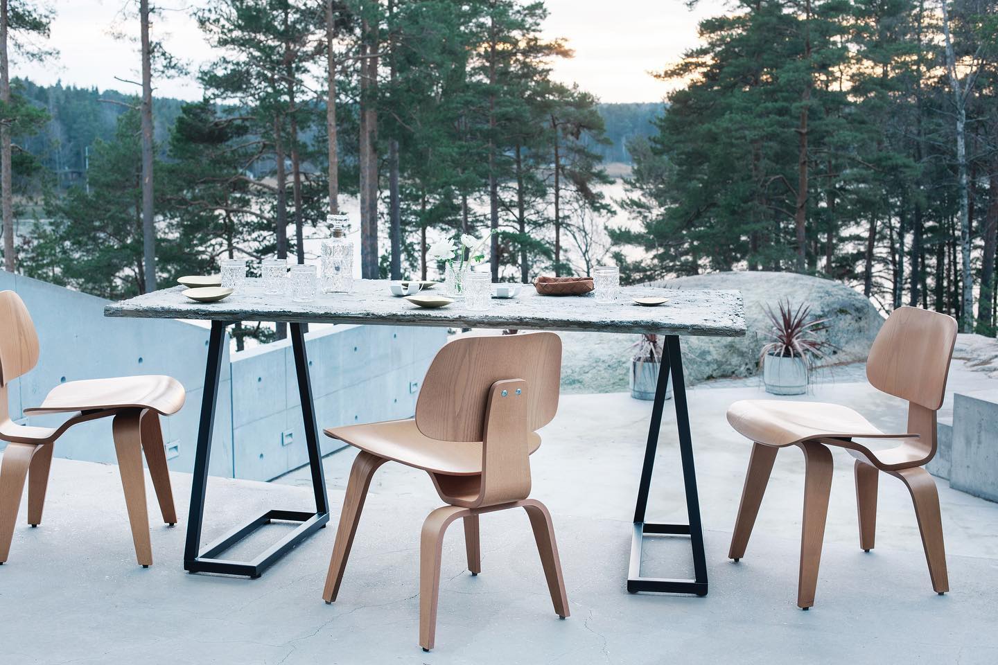 Plywood Group DCW Chaise en bois Vitra