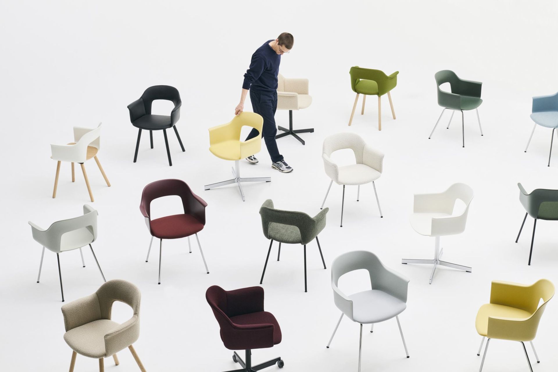 Layout Armchair 221 Chaise à accoudoirs Hay