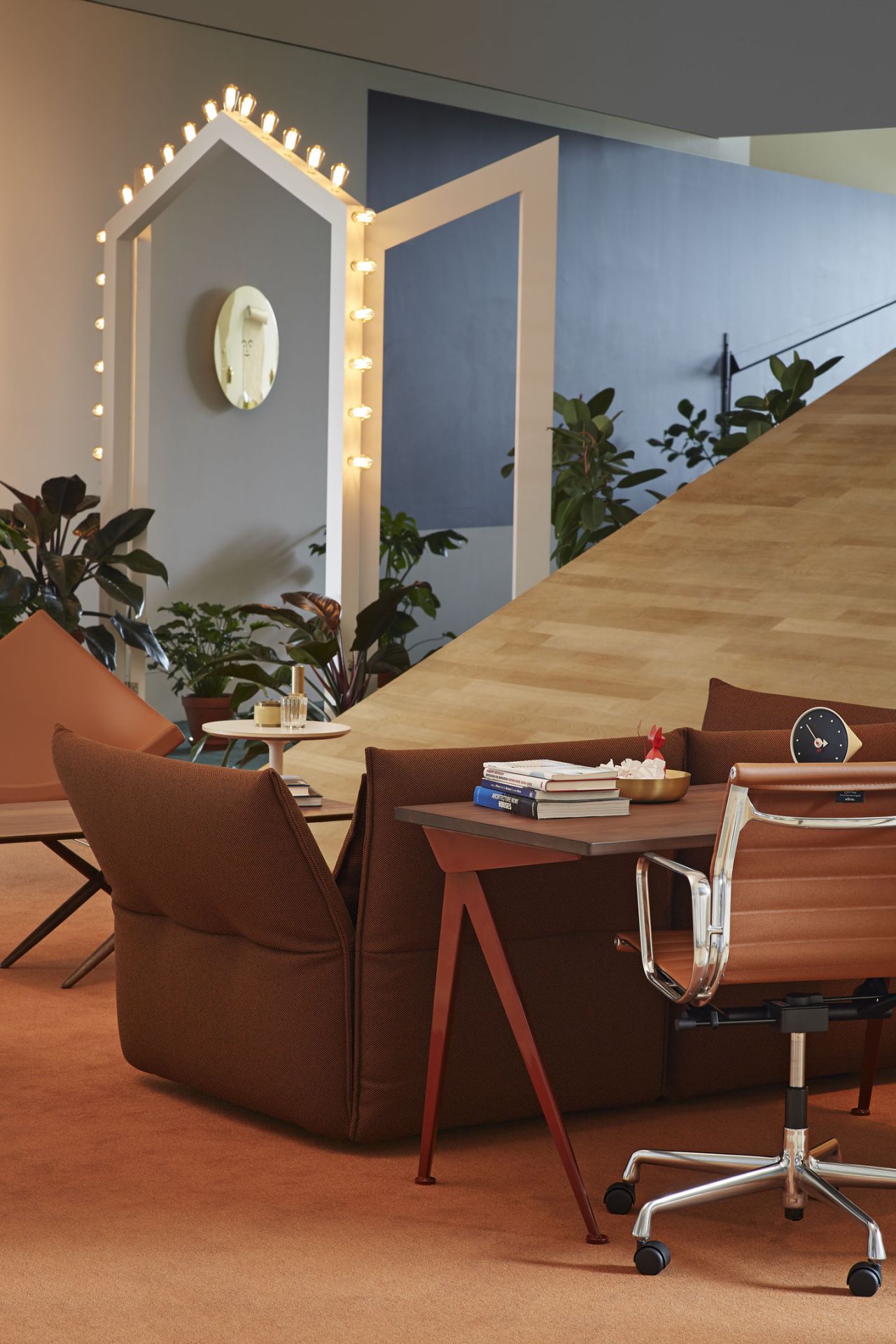 Aluminum Chair EA107 / EA 107 Chaise Vitra
