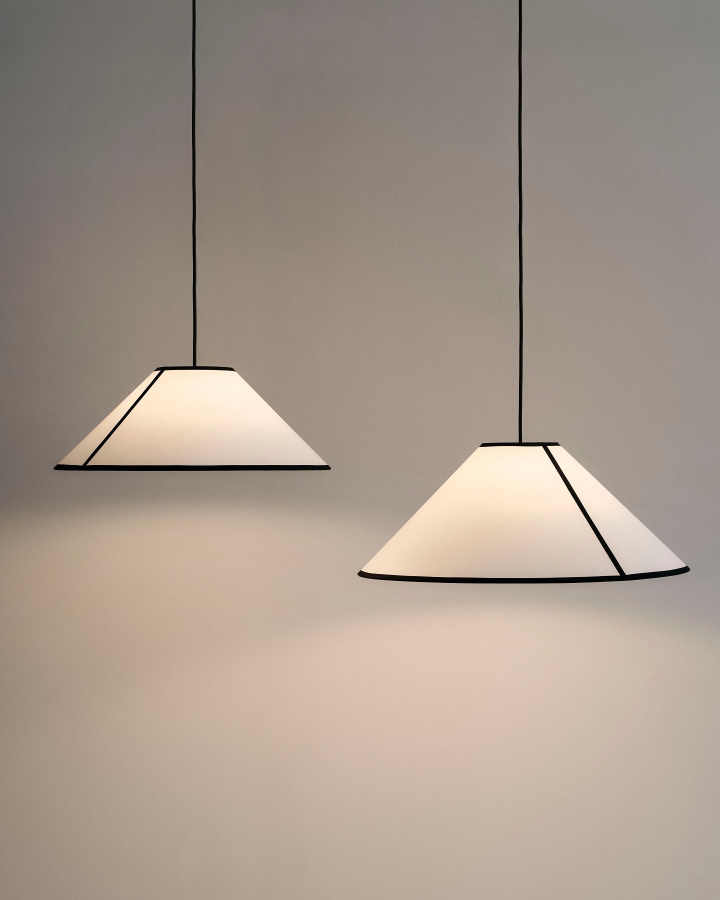 Ava Cone Pendant Lampe à suspendre Hay