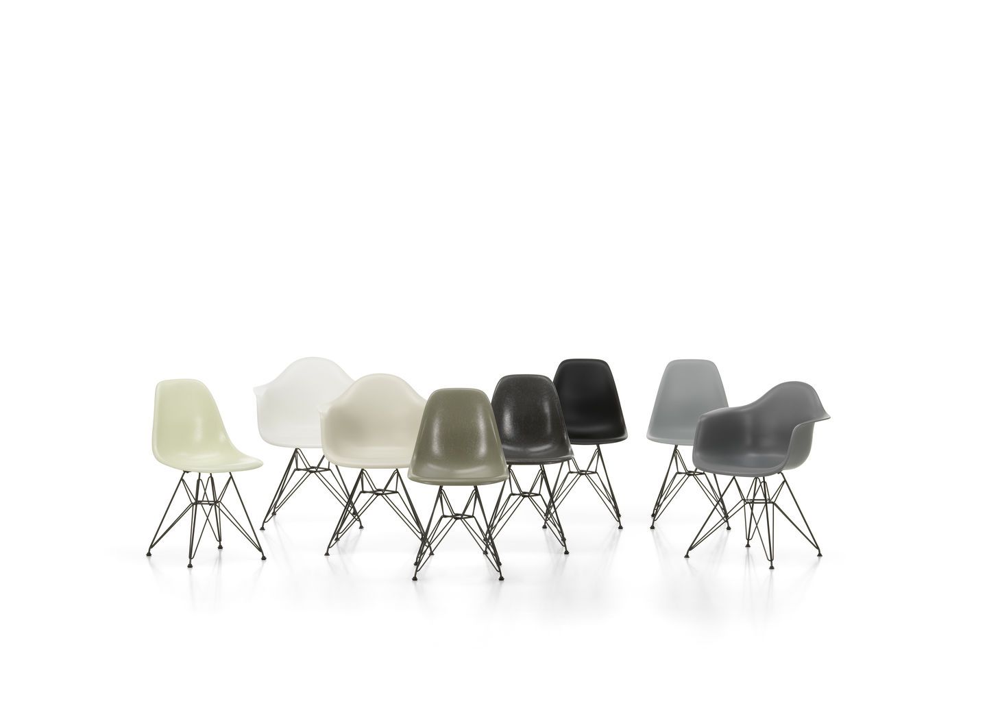 Eames Fiberglass Chair DSR chaise Vitra