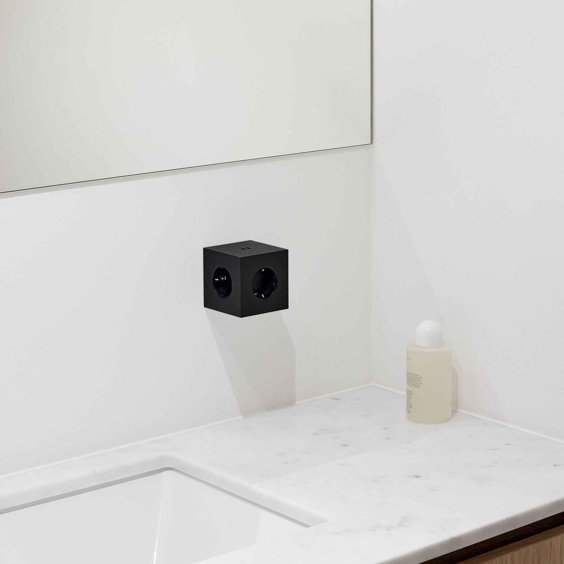 Square 2 - Avolt Cube de prises avec USB-C dfp Design 