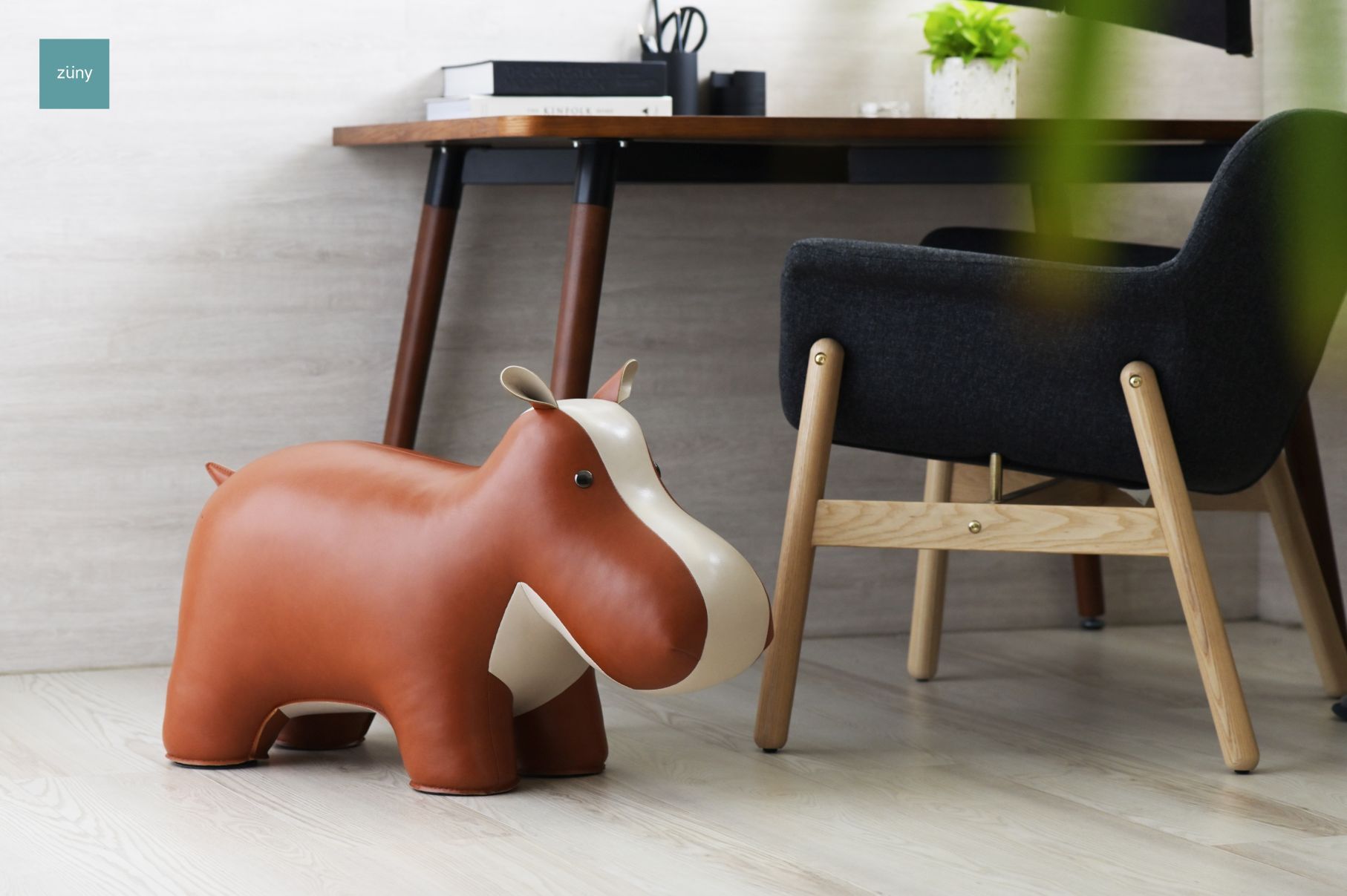Hippo Stool Tabouret Züny