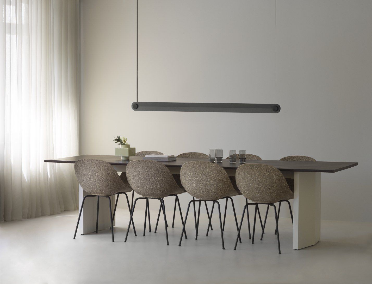 Panel table / table à manger 300x90 cm Normann Copenhagen 