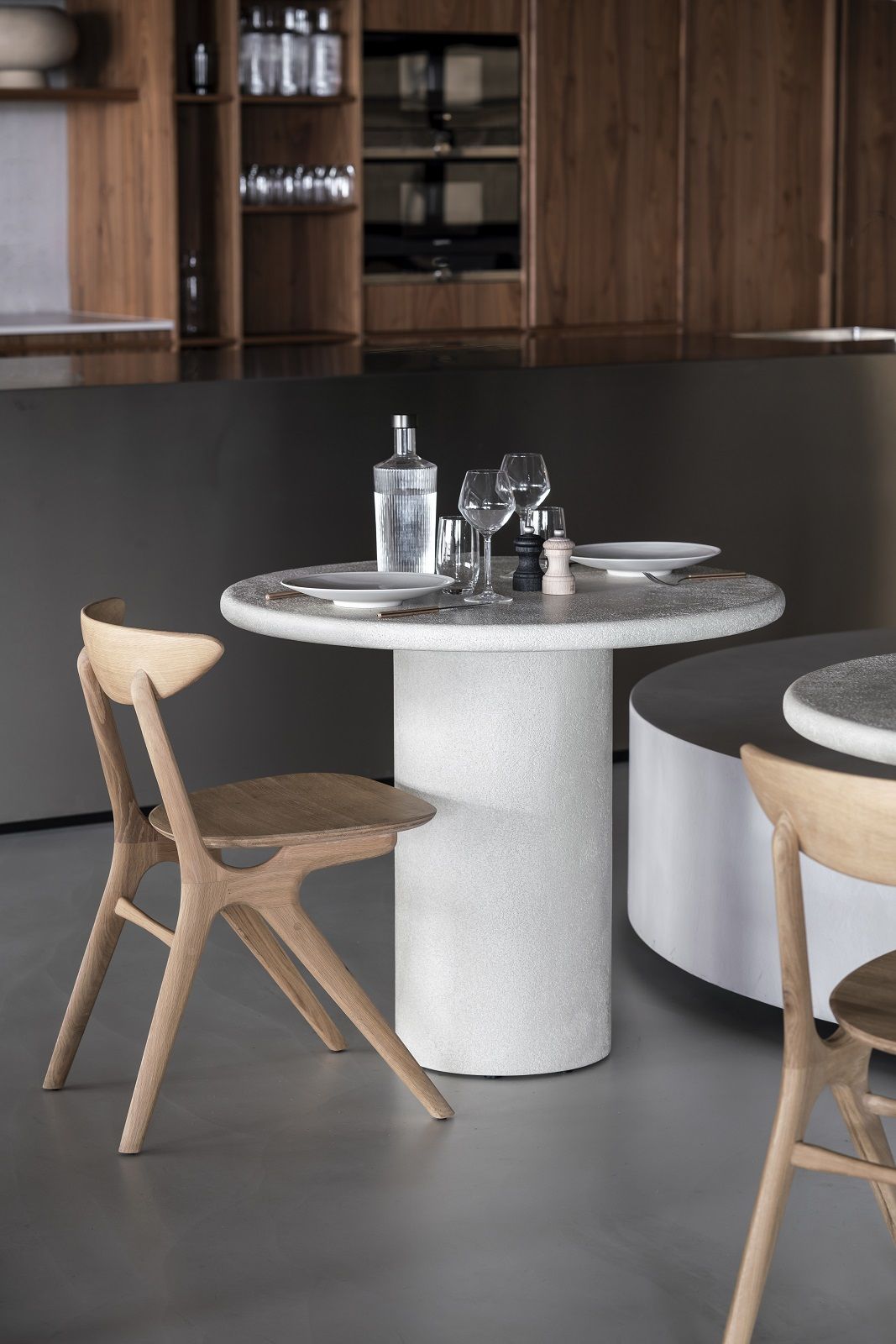 Elements Dining Table Table à manger ronde Ethnicraft