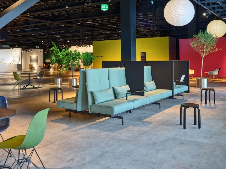 Eames Fiberglass Chair DSR chaise Vitra