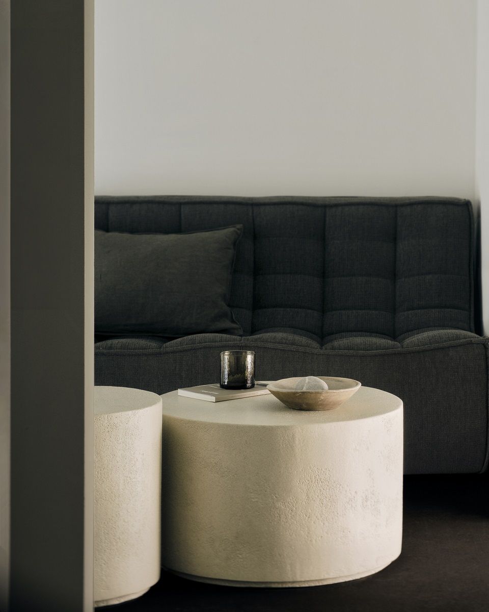 N701 Canapé 2 places gris foncé Ethnicraft