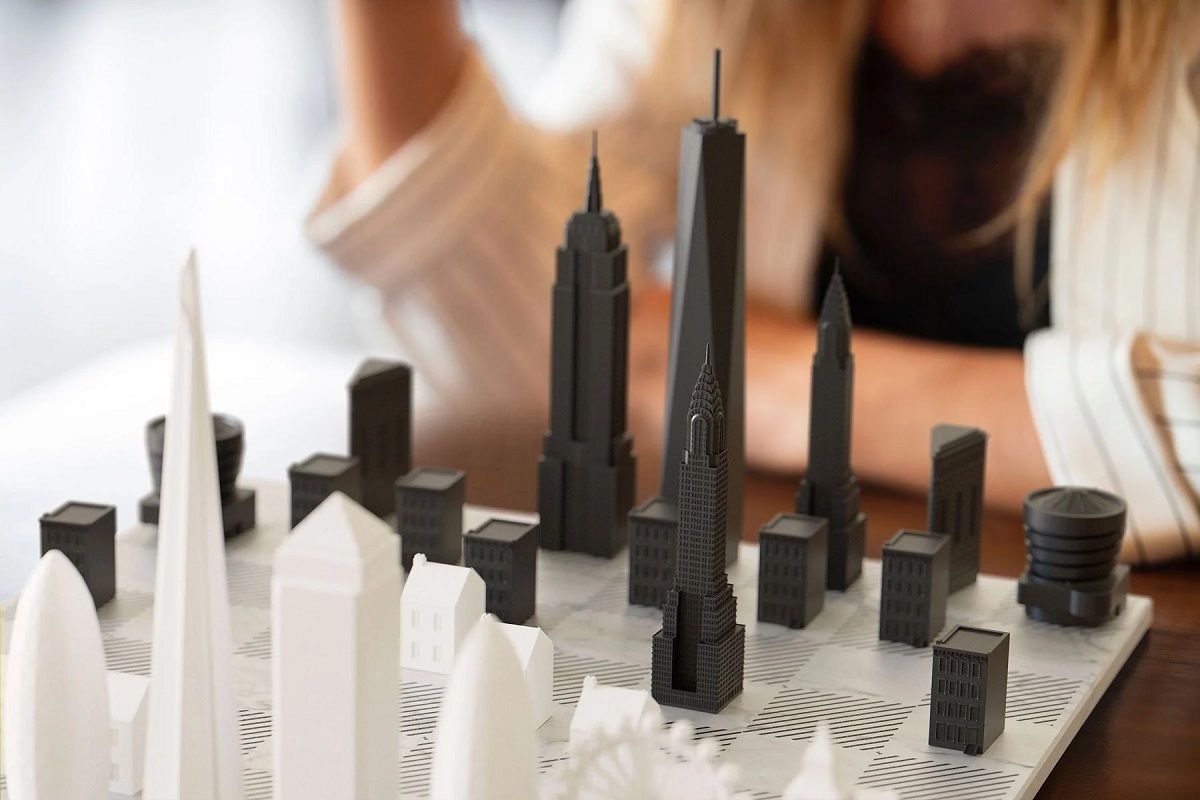 Special Edition Acrylic London vs New York Chess Jeu d'échecs avec plateau en marbre Skyline Chess OFFRE SPECIALE