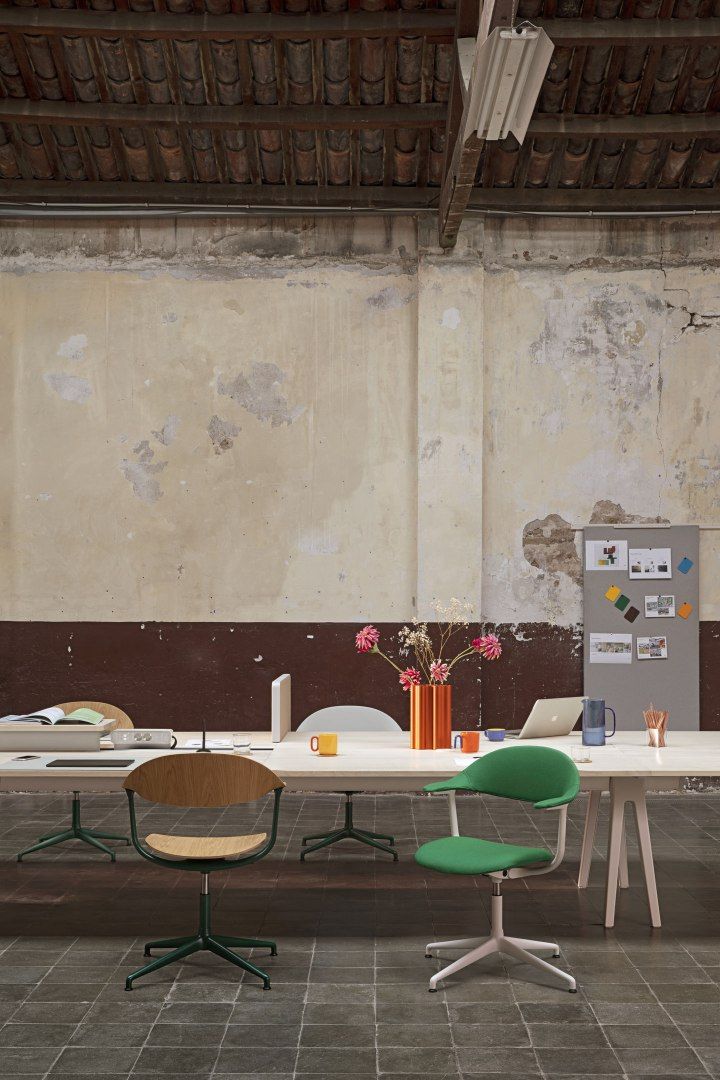 Mynt dossier et assise plastique Chaise de bureau Vitra