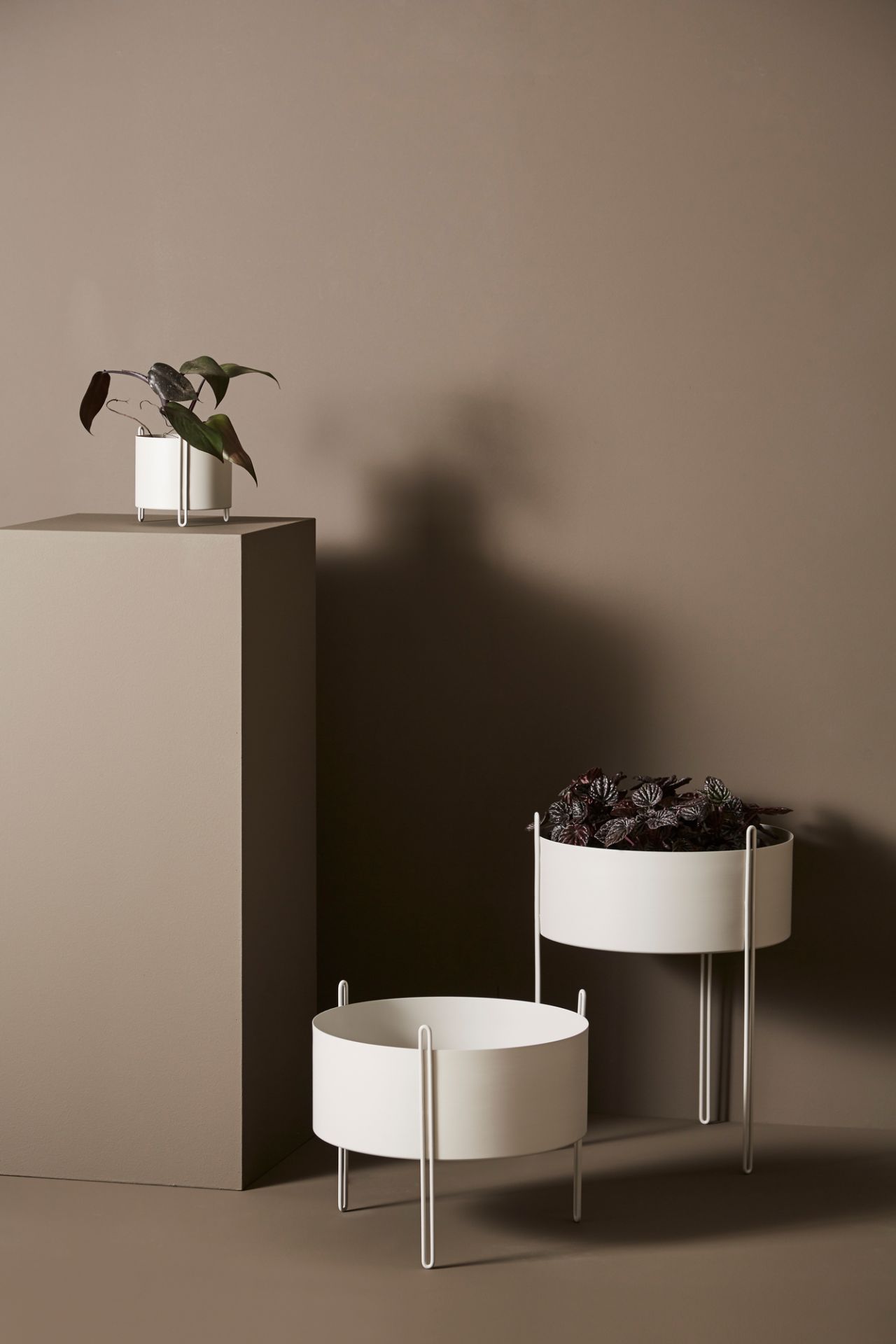 Pidestall Jardinière Grand Taupe Woud