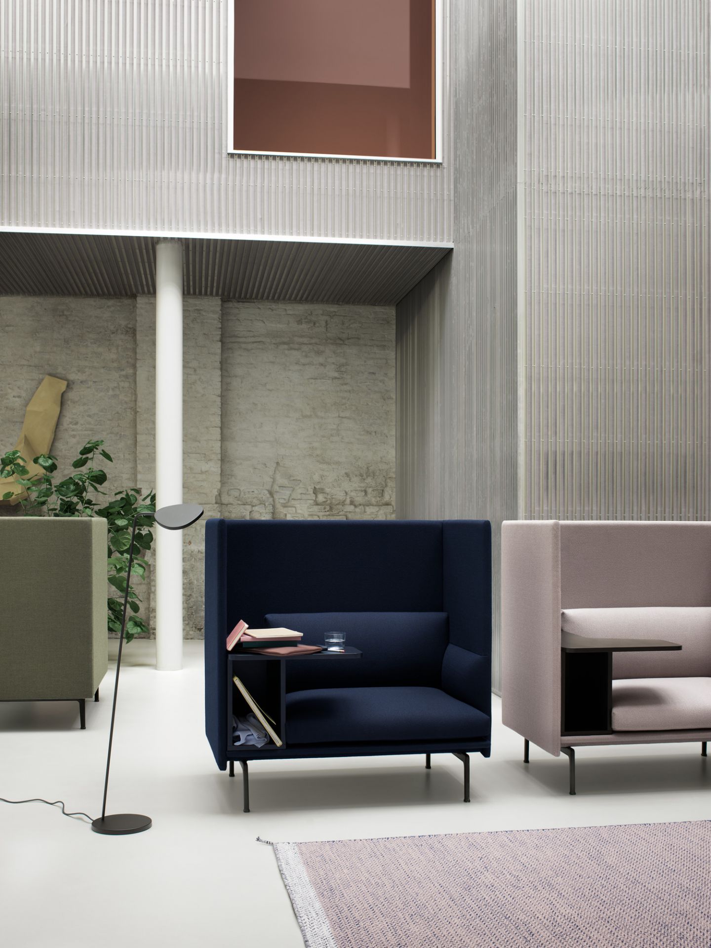 Outline 2-Places Highback Sofa Black Base Muuto