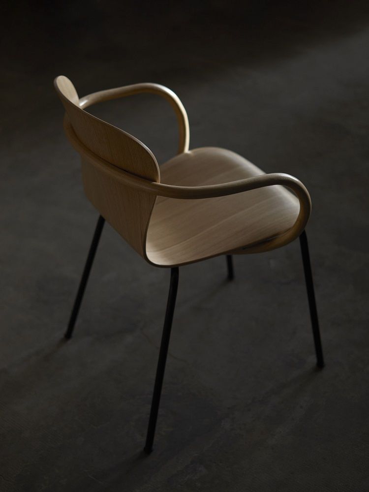 S 220 F Chaise avec accoudoirs Thonet