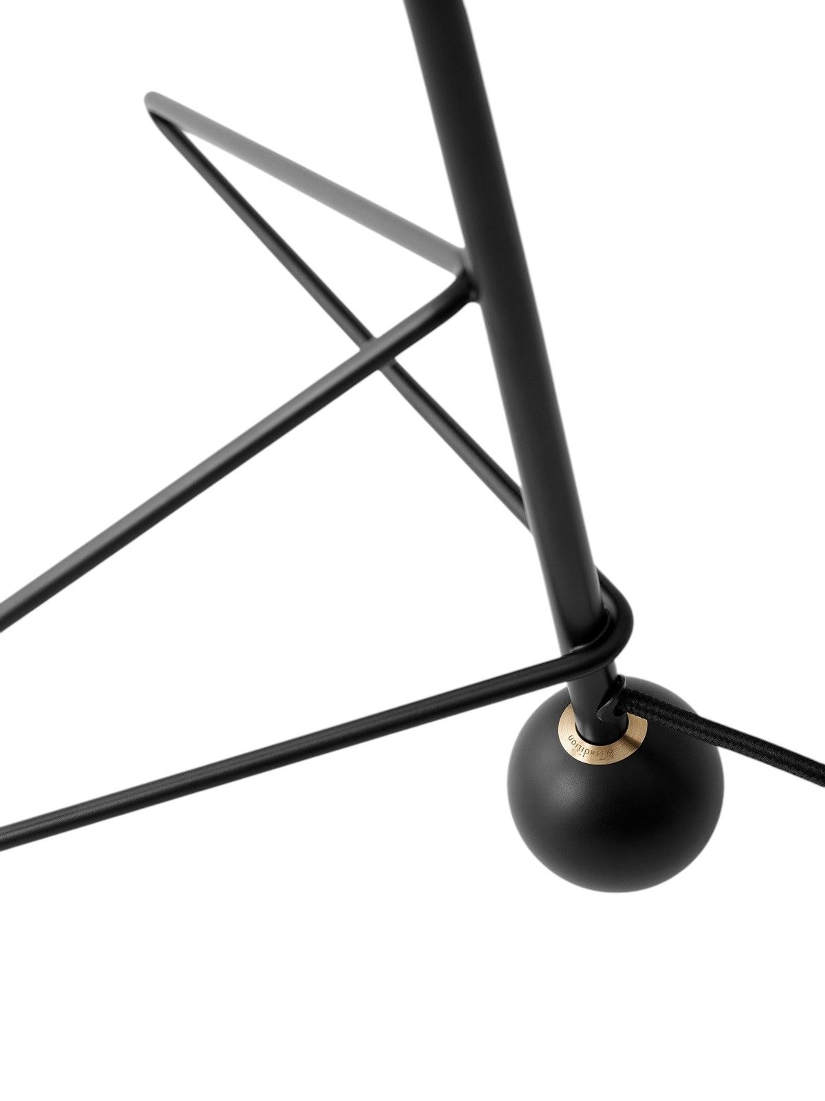 Tripod HM9 Table lamp Lampe de table AndTradition