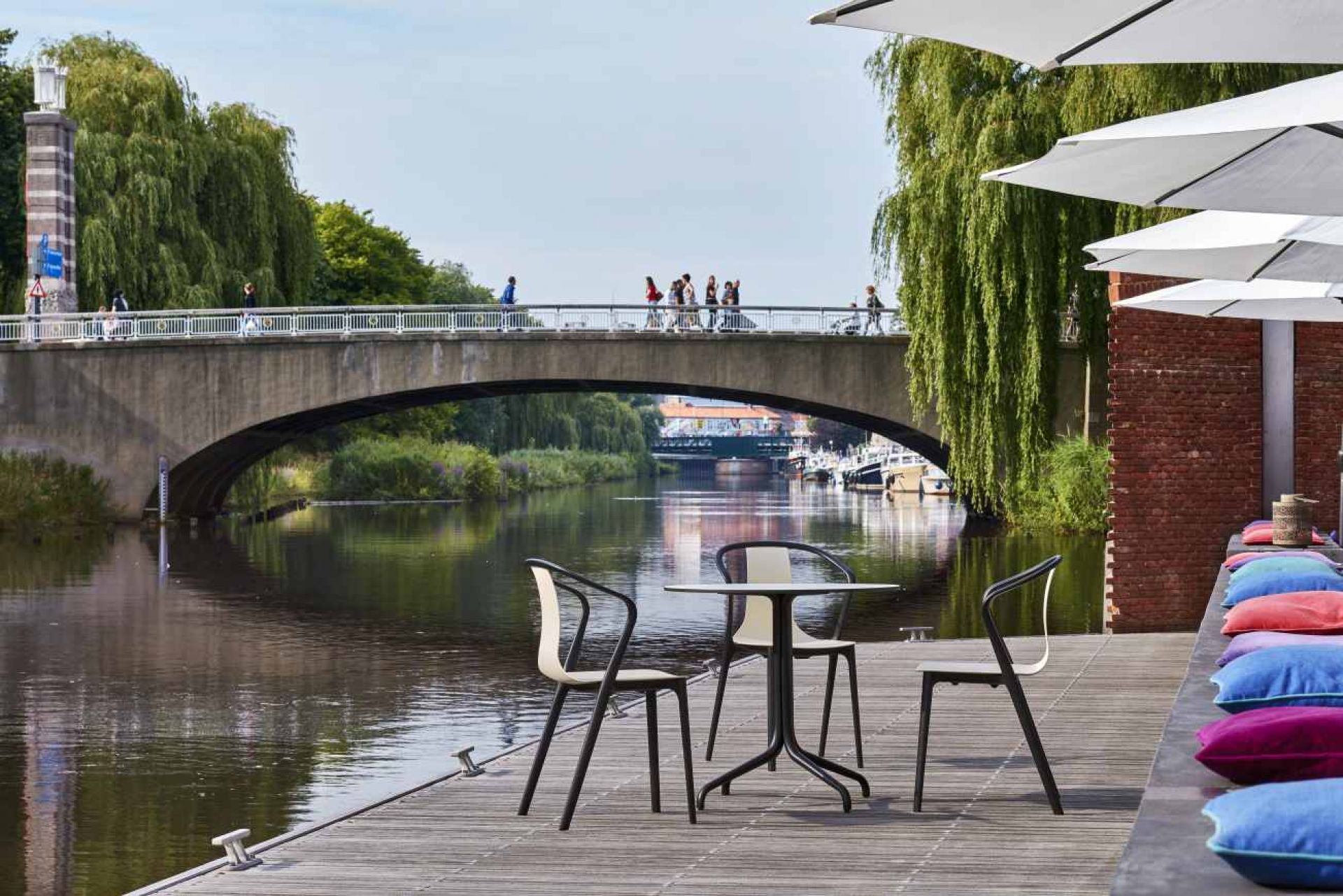 Belleville Table Tisch Vitra