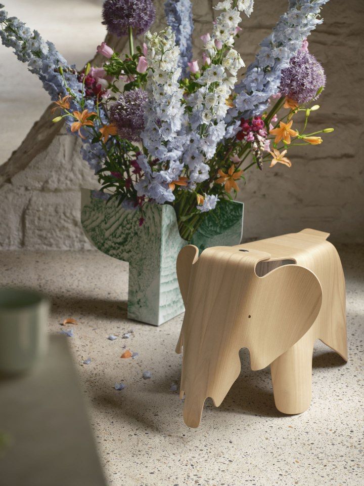 Eames Elephant Plywood tabouret Vitra NOUVELLE VERSION